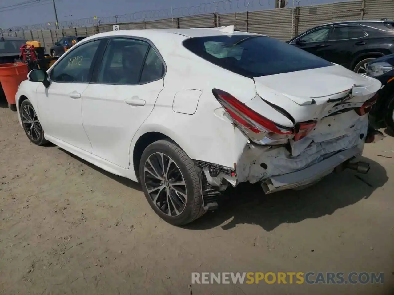 3 Photograph of a damaged car 4T1G11AK6LU884231 TOYOTA CAMRY 2020