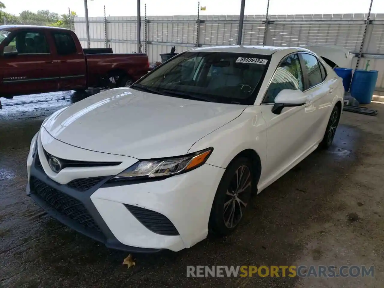 2 Photograph of a damaged car 4T1G11AK6LU885699 TOYOTA CAMRY 2020