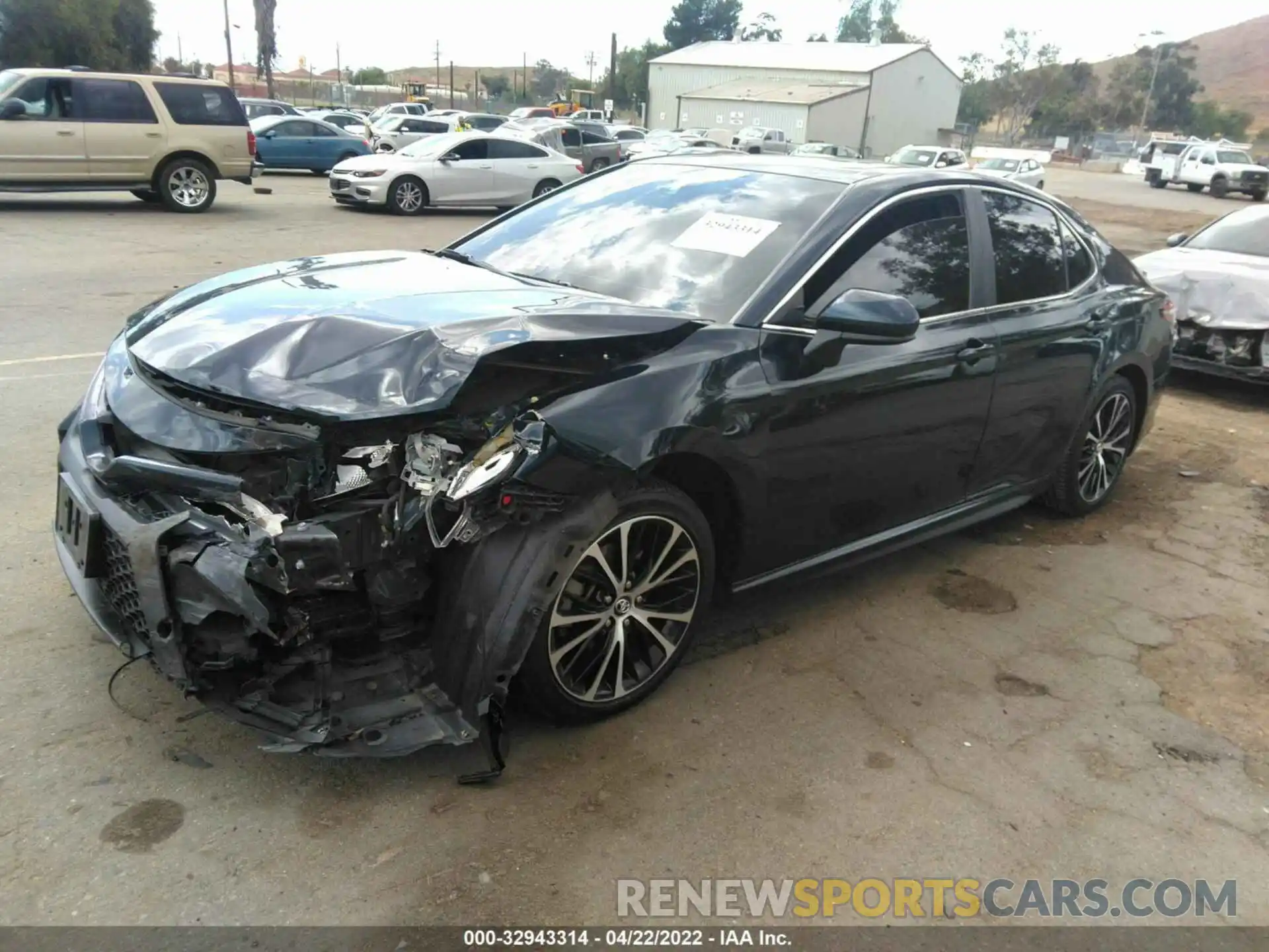 2 Photograph of a damaged car 4T1G11AK6LU887887 TOYOTA CAMRY 2020