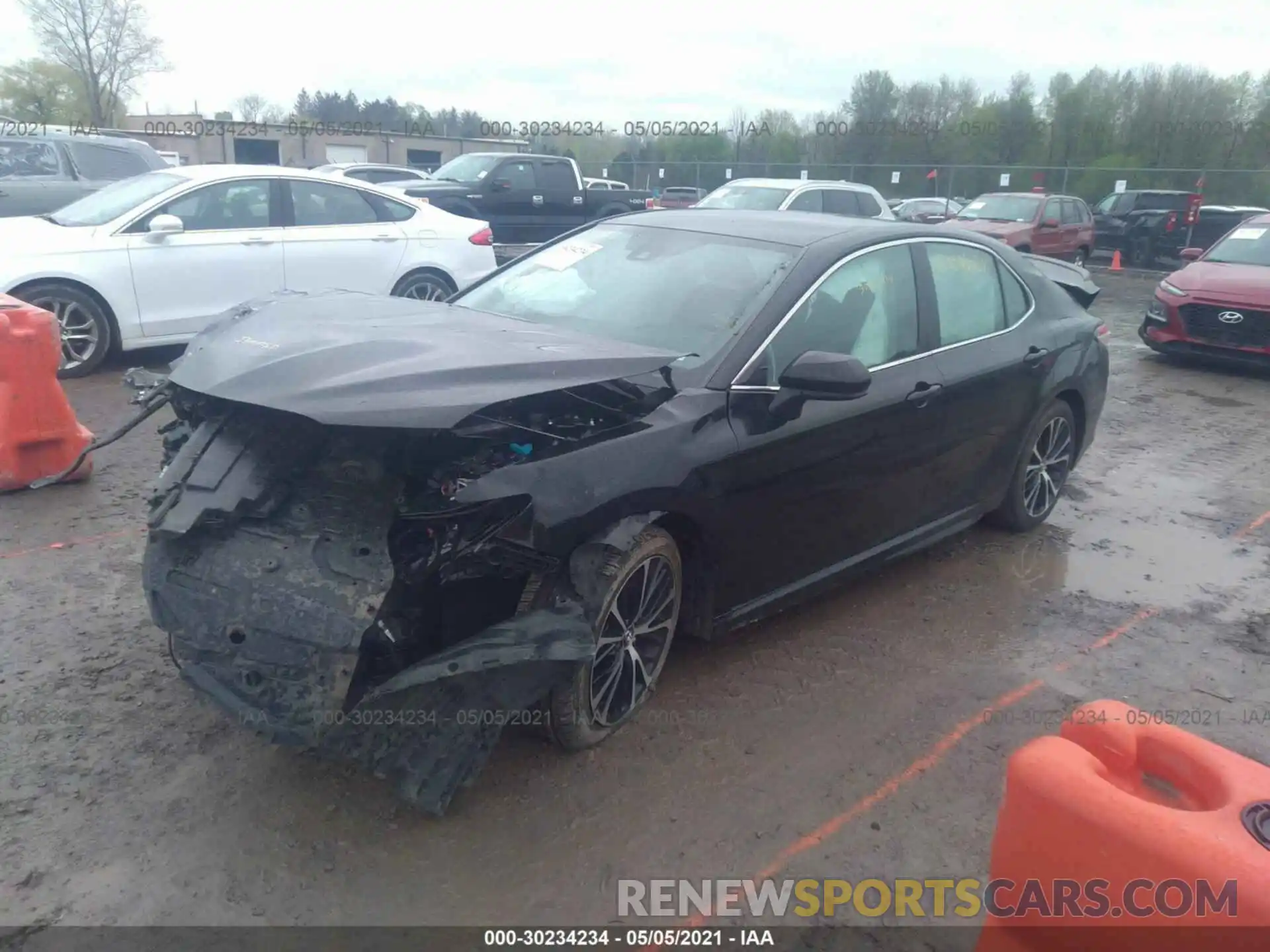 2 Photograph of a damaged car 4T1G11AK6LU893401 TOYOTA CAMRY 2020