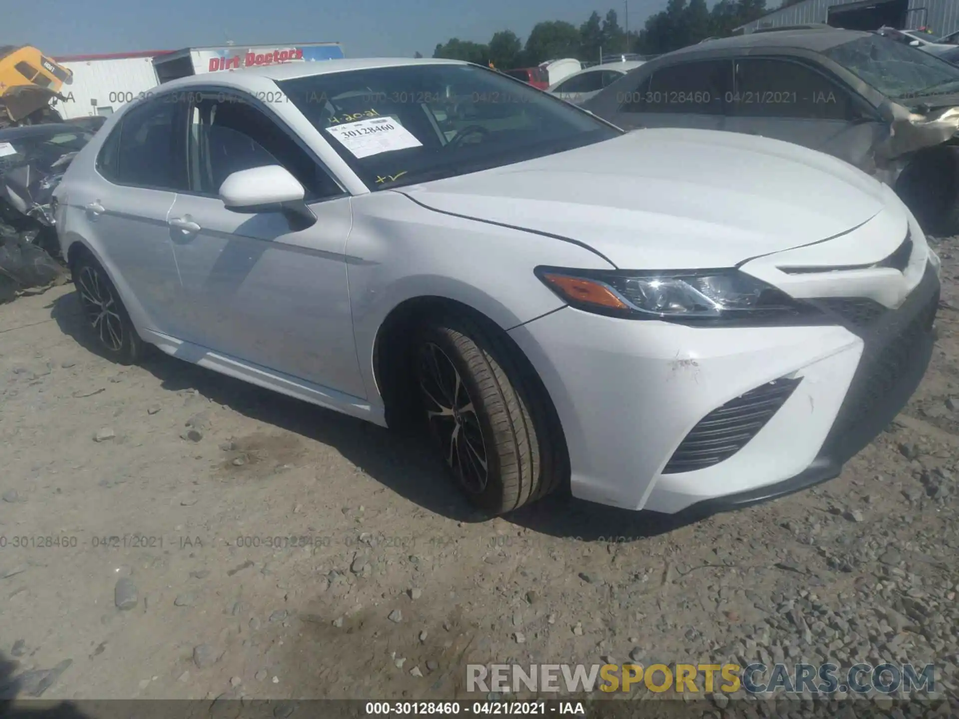 1 Photograph of a damaged car 4T1G11AK6LU899912 TOYOTA CAMRY 2020