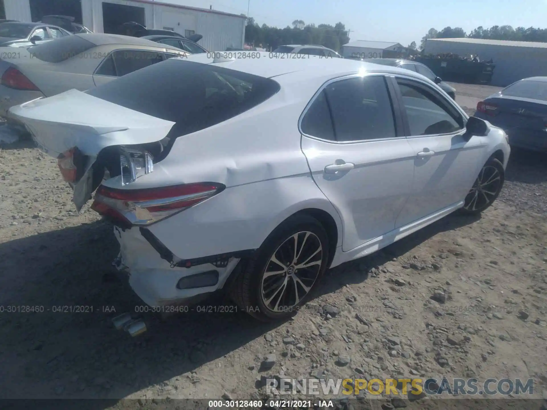 4 Photograph of a damaged car 4T1G11AK6LU899912 TOYOTA CAMRY 2020