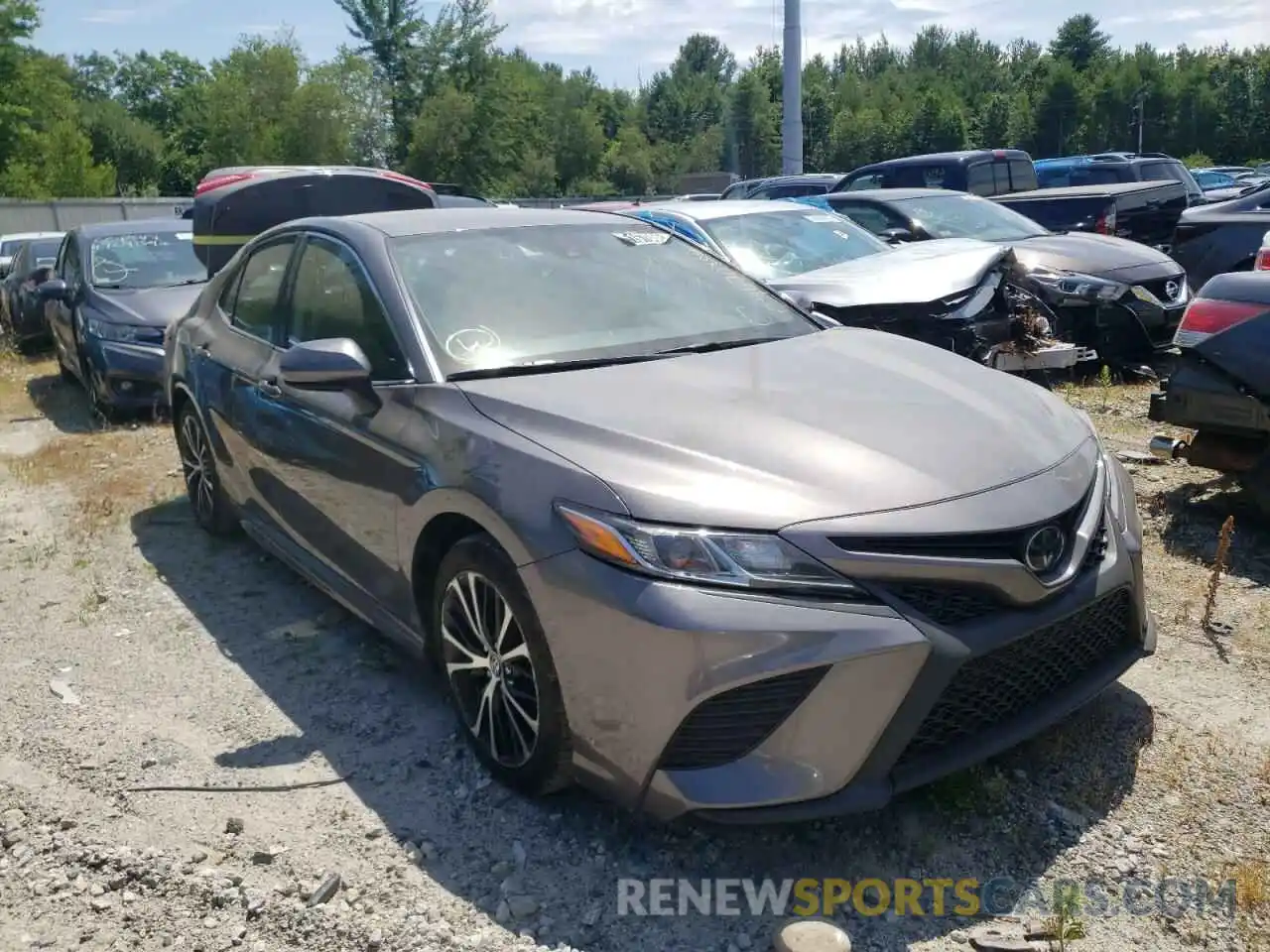 1 Photograph of a damaged car 4T1G11AK6LU902579 TOYOTA CAMRY 2020