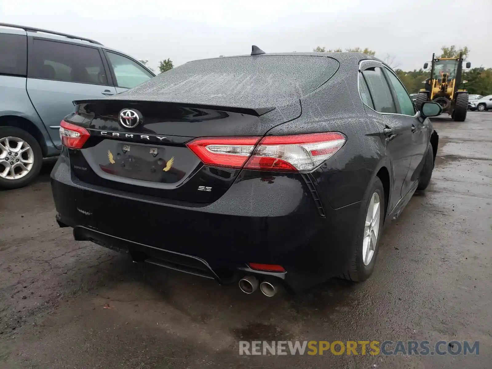 4 Photograph of a damaged car 4T1G11AK6LU903702 TOYOTA CAMRY 2020