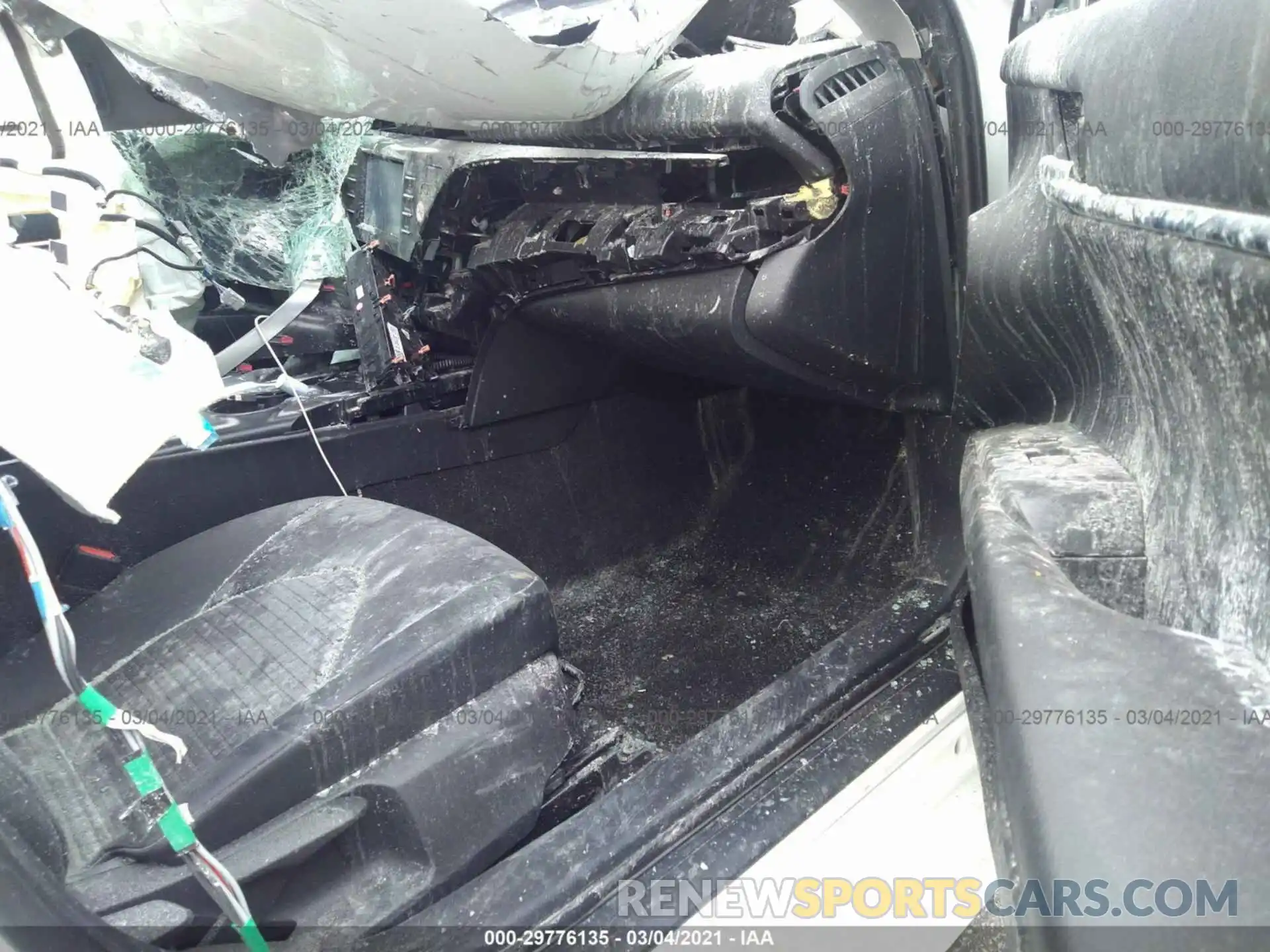 5 Photograph of a damaged car 4T1G11AK6LU904123 TOYOTA CAMRY 2020