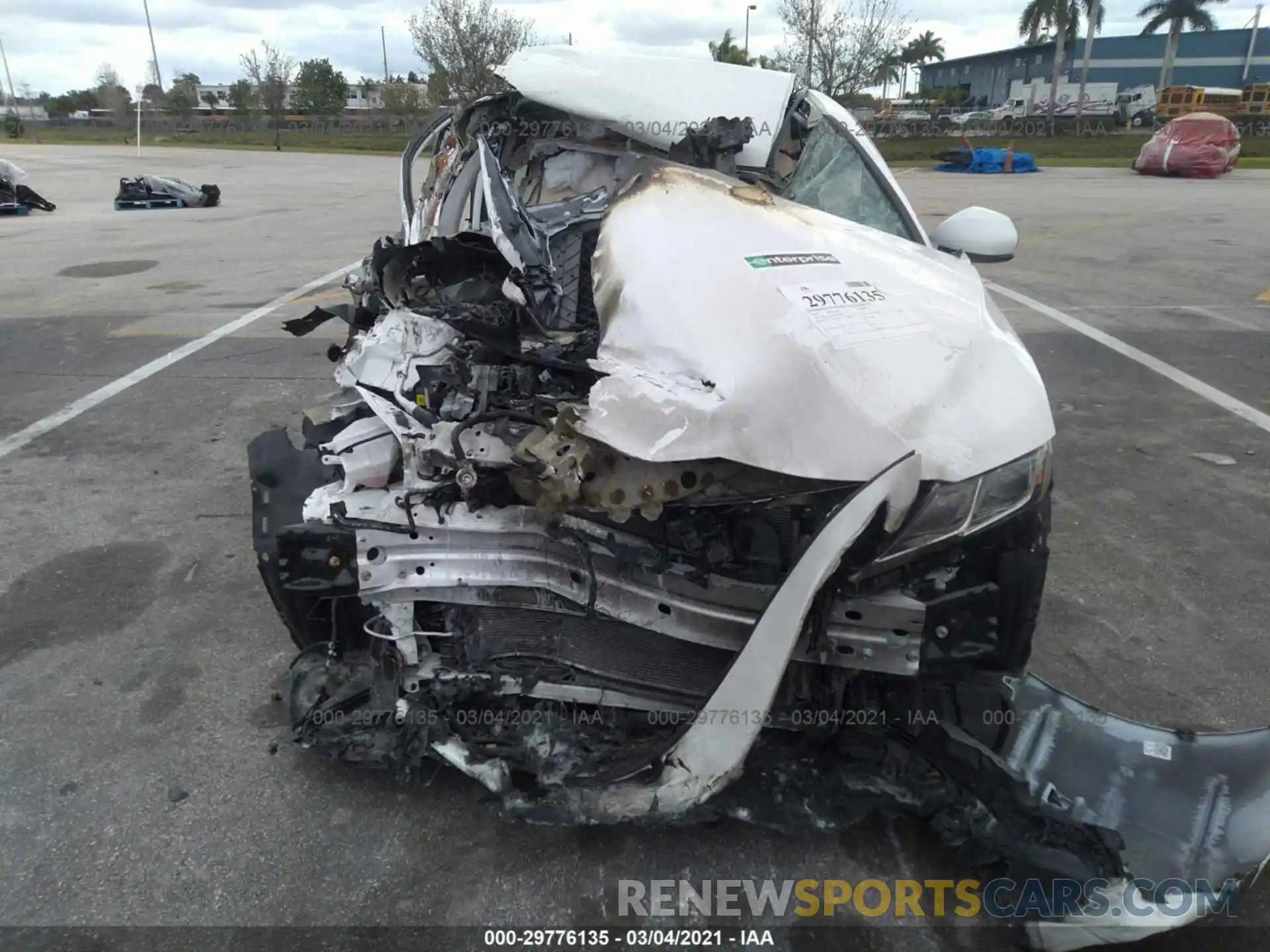 6 Фотография поврежденного автомобиля 4T1G11AK6LU904123 TOYOTA CAMRY 2020