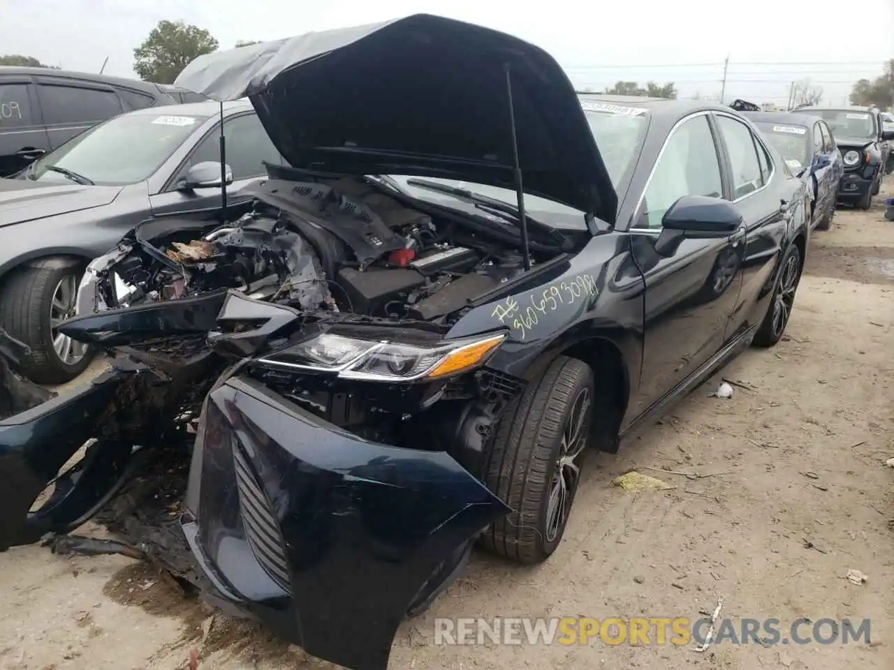 2 Photograph of a damaged car 4T1G11AK6LU906860 TOYOTA CAMRY 2020