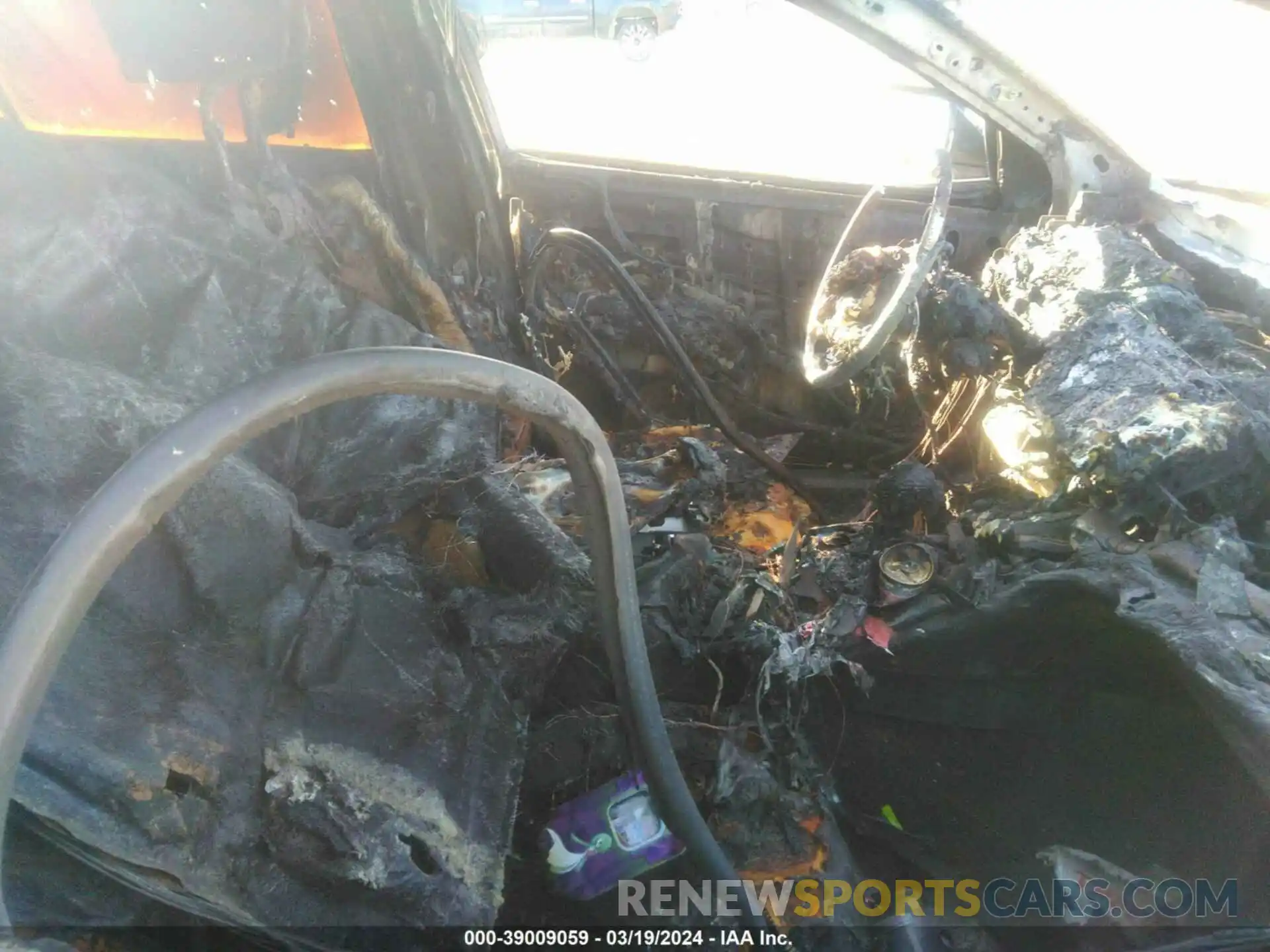 5 Photograph of a damaged car 4T1G11AK6LU907569 TOYOTA CAMRY 2020
