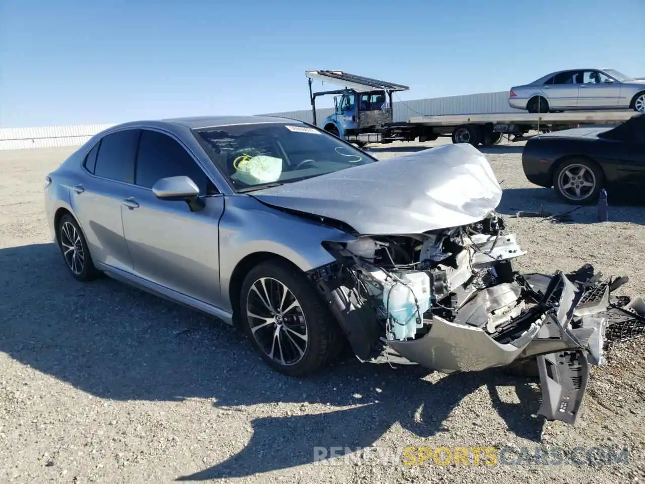 1 Photograph of a damaged car 4T1G11AK6LU909144 TOYOTA CAMRY 2020