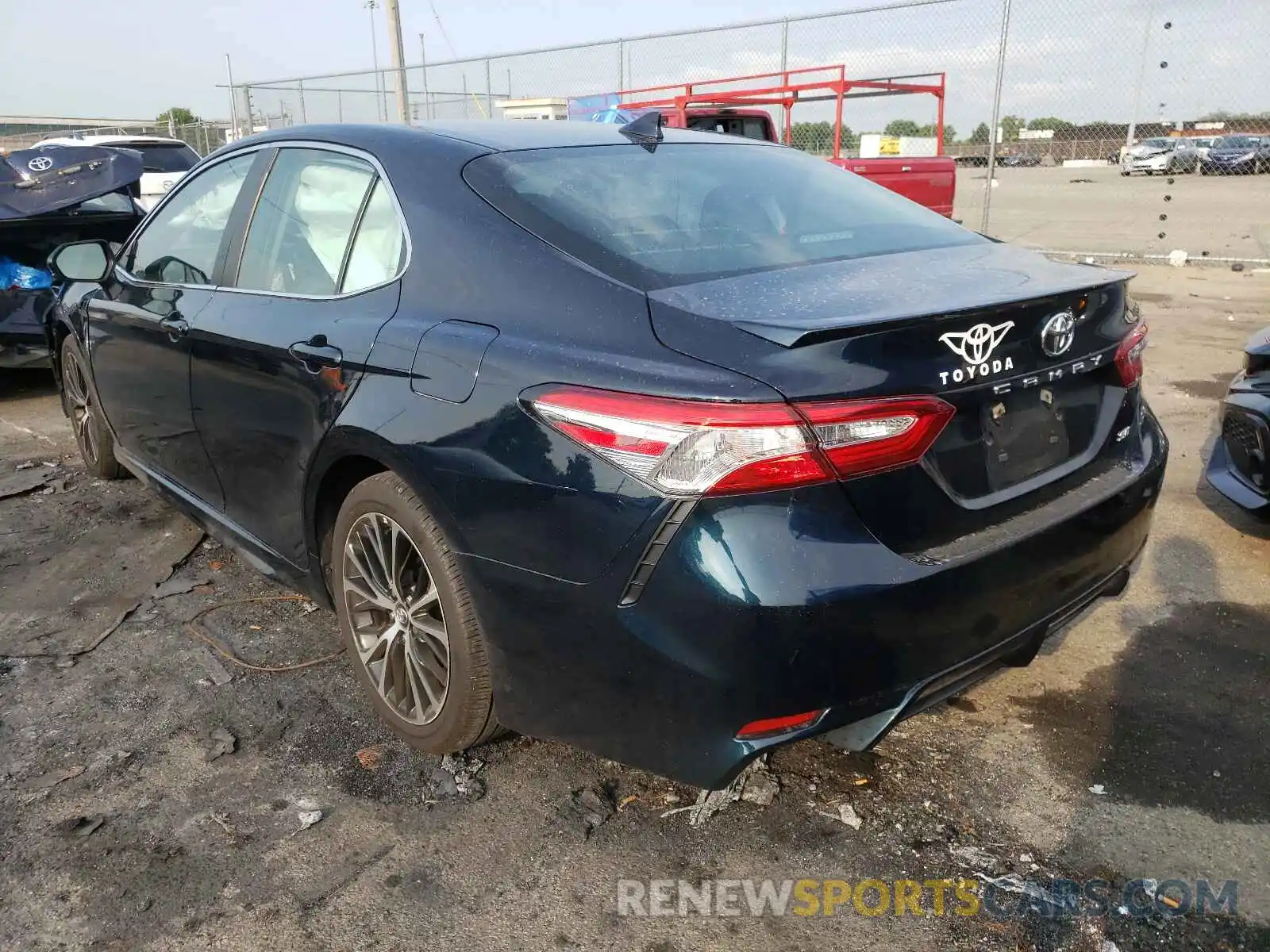 3 Photograph of a damaged car 4T1G11AK6LU910553 TOYOTA CAMRY 2020