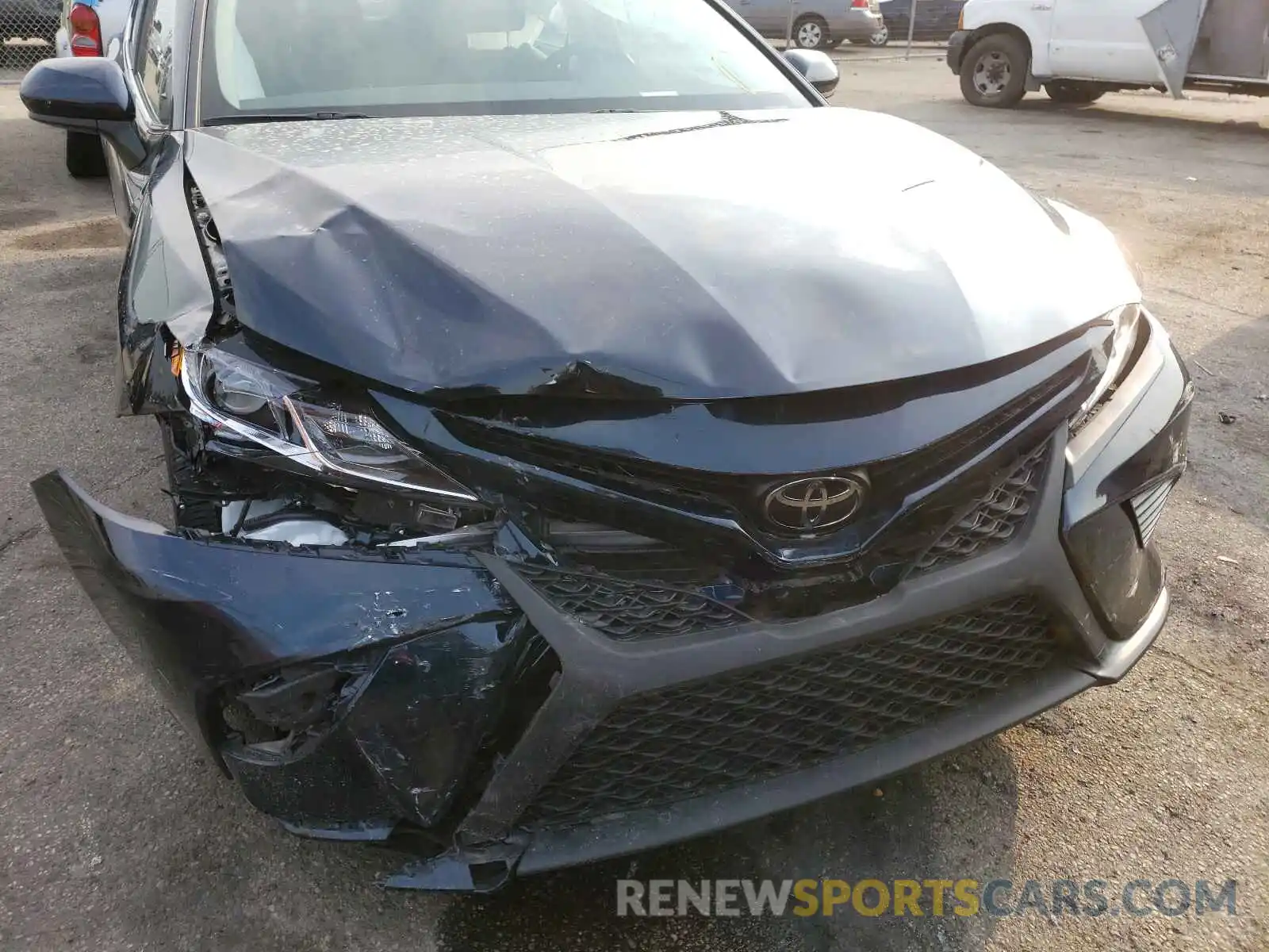 9 Photograph of a damaged car 4T1G11AK6LU910553 TOYOTA CAMRY 2020