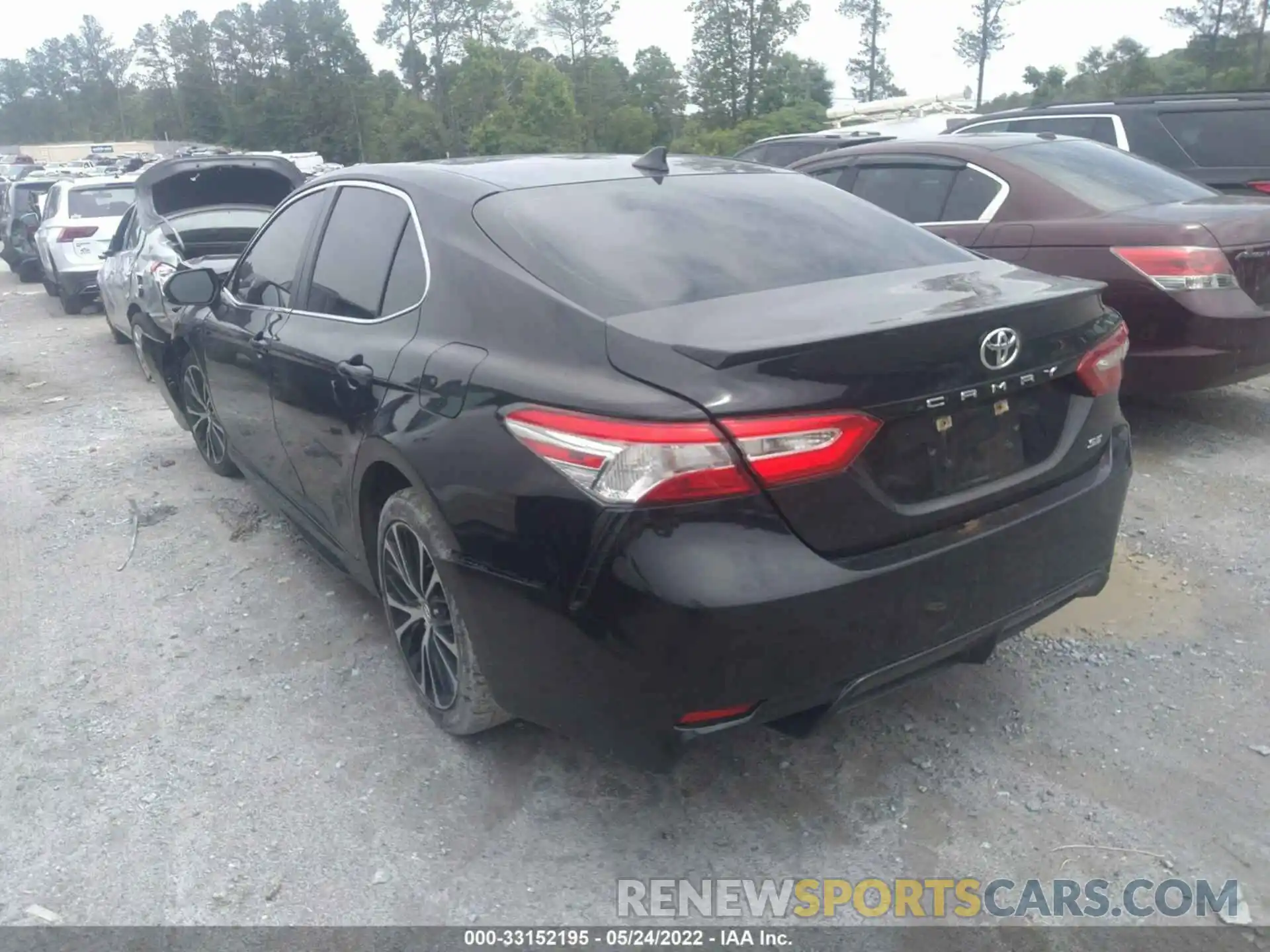 3 Photograph of a damaged car 4T1G11AK6LU911394 TOYOTA CAMRY 2020