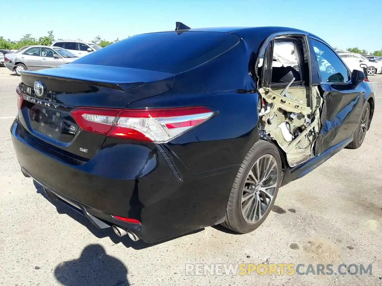 4 Photograph of a damaged car 4T1G11AK6LU911590 TOYOTA CAMRY 2020