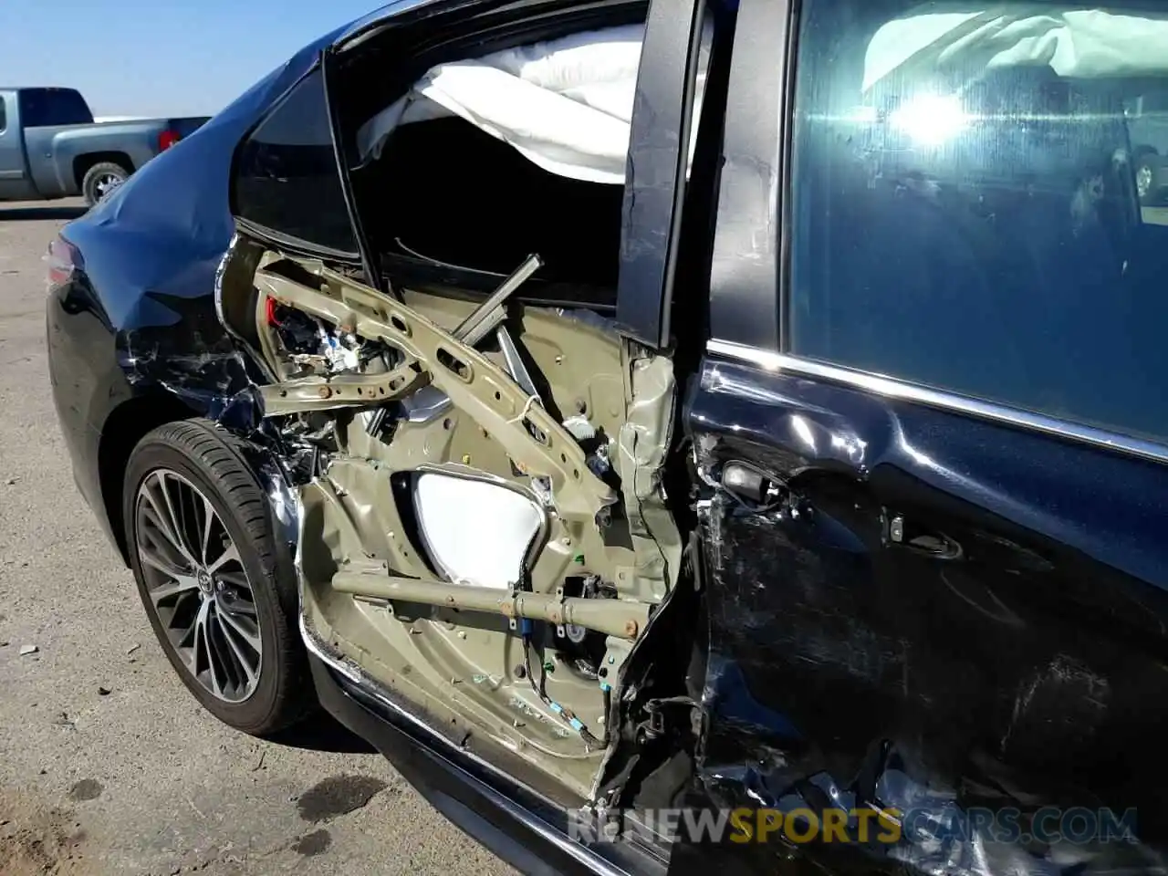 9 Photograph of a damaged car 4T1G11AK6LU911590 TOYOTA CAMRY 2020