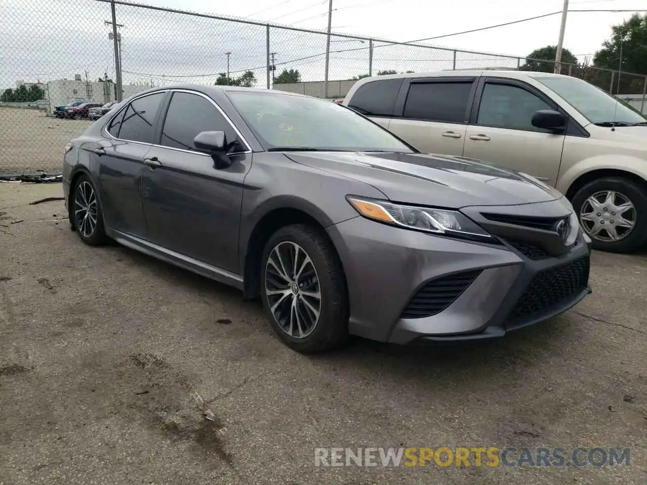 1 Photograph of a damaged car 4T1G11AK6LU911914 TOYOTA CAMRY 2020