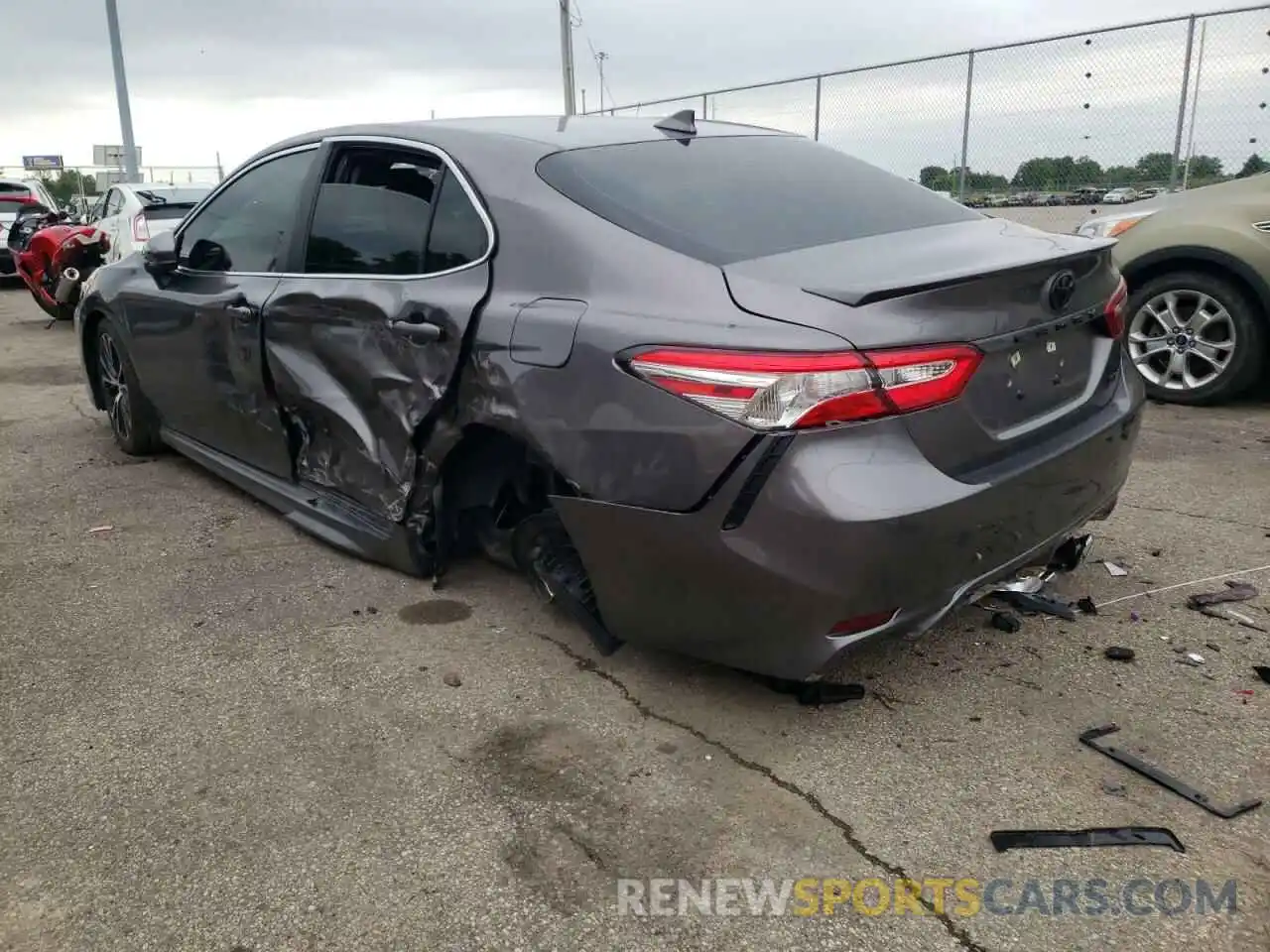 3 Photograph of a damaged car 4T1G11AK6LU911914 TOYOTA CAMRY 2020