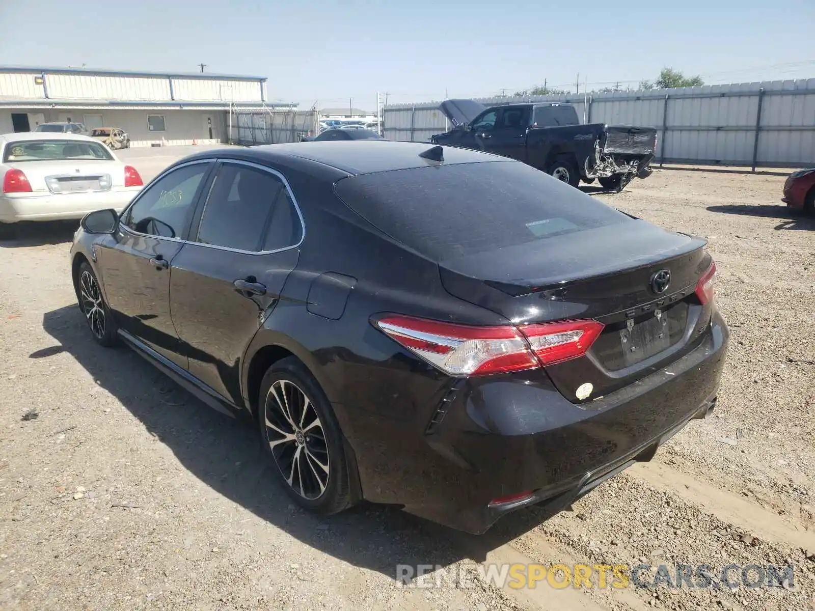 6 Photograph of a damaged car 4T1G11AK6LU914473 TOYOTA CAMRY 2020