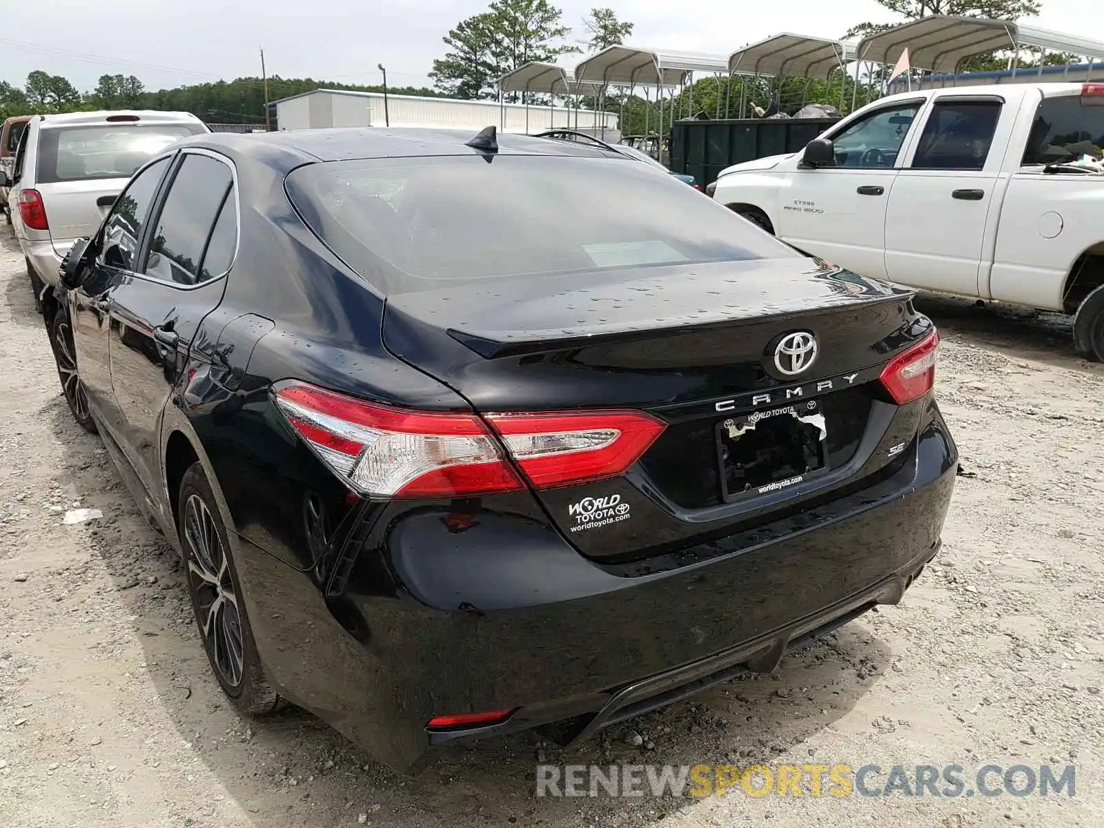 3 Photograph of a damaged car 4T1G11AK6LU916448 TOYOTA CAMRY 2020