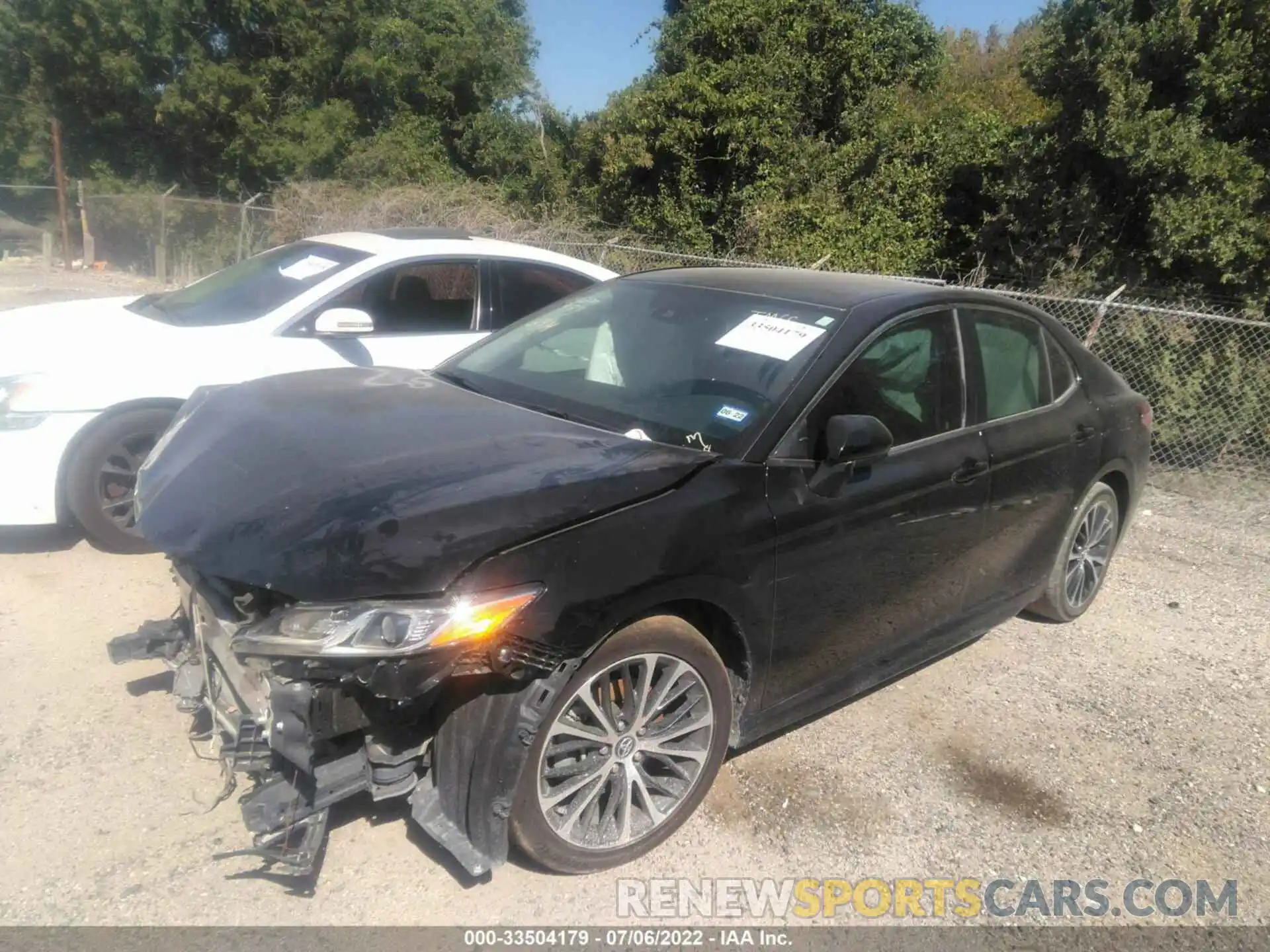 2 Photograph of a damaged car 4T1G11AK6LU924081 TOYOTA CAMRY 2020