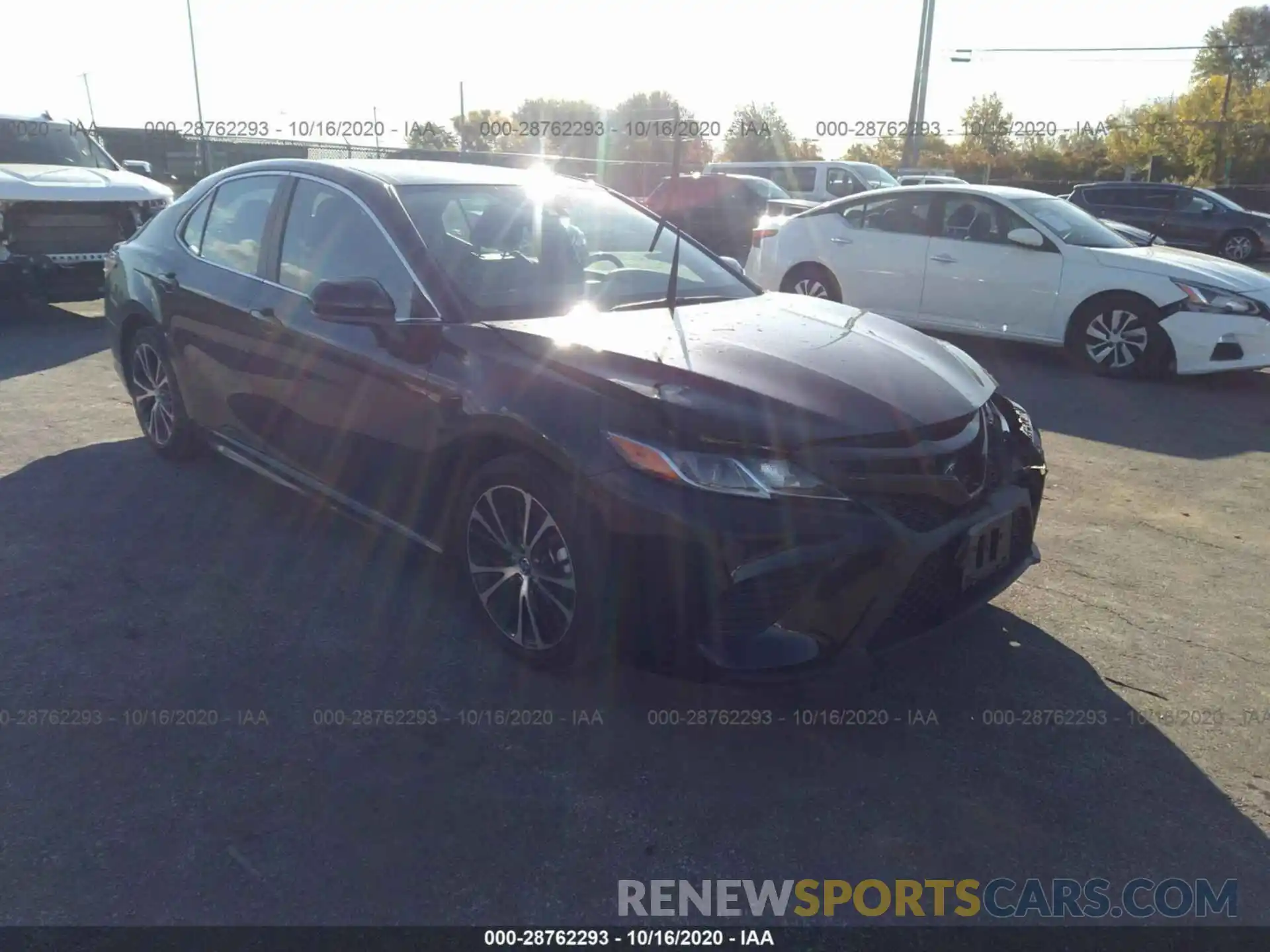 1 Photograph of a damaged car 4T1G11AK6LU925859 TOYOTA CAMRY 2020