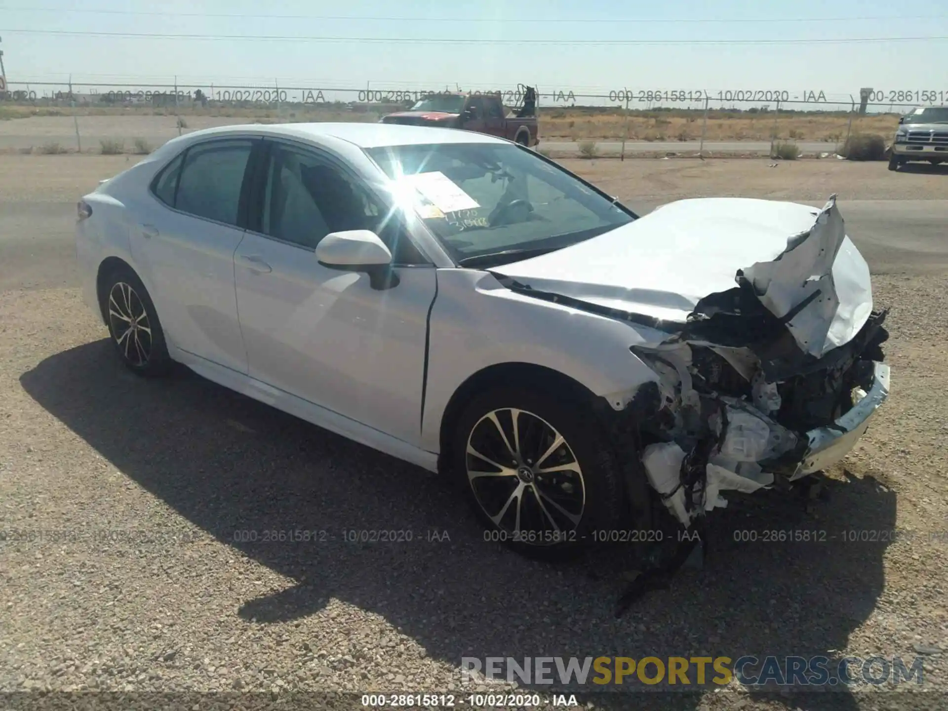 1 Photograph of a damaged car 4T1G11AK6LU930494 TOYOTA CAMRY 2020