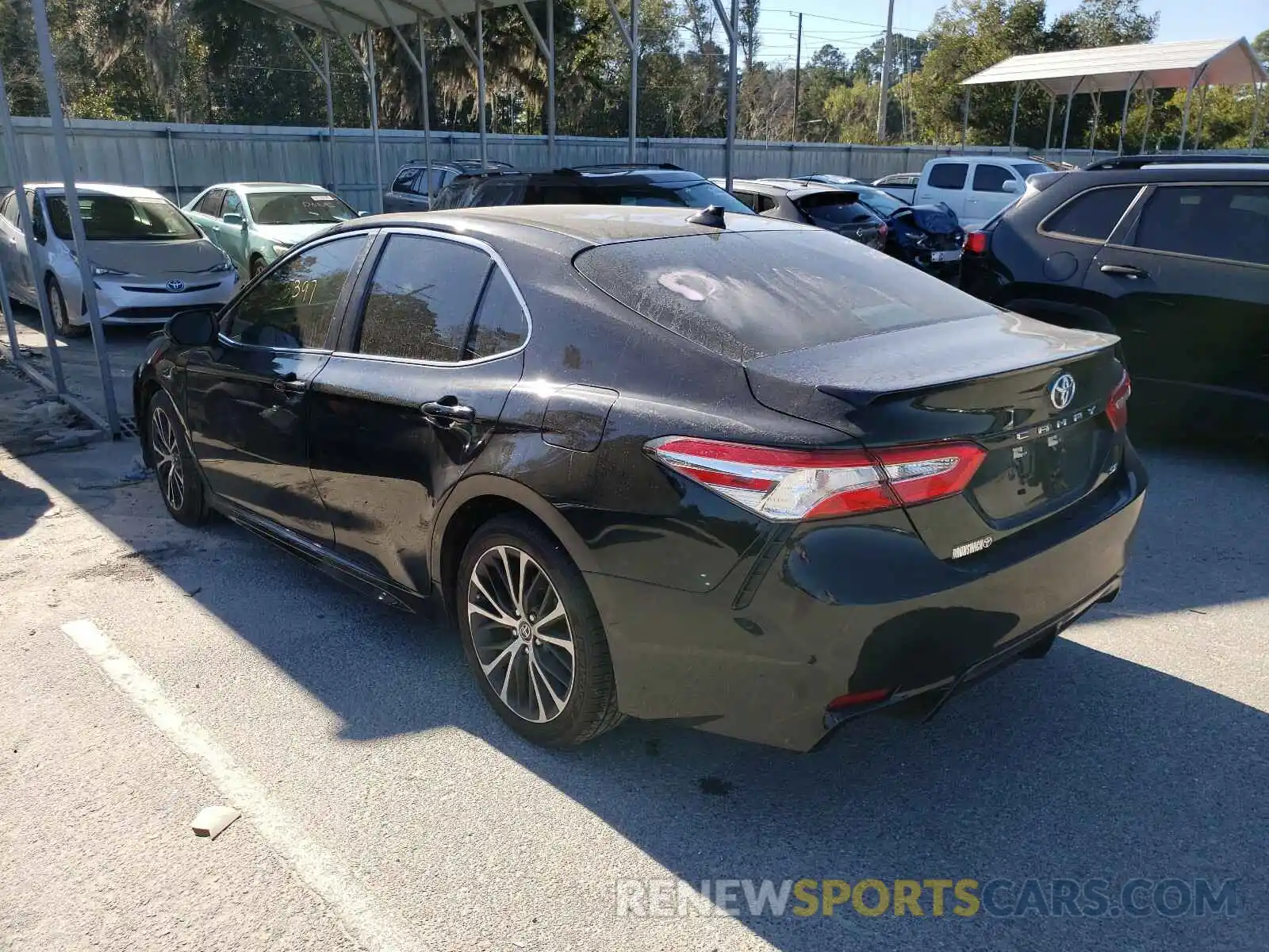 3 Photograph of a damaged car 4T1G11AK6LU935999 TOYOTA CAMRY 2020