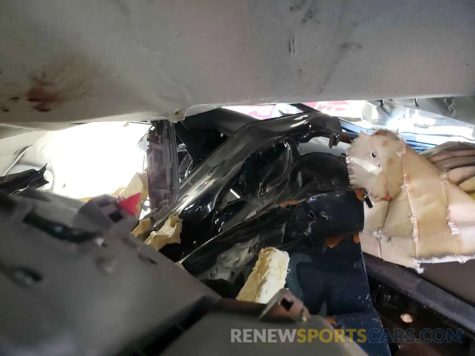 8 Photograph of a damaged car 4T1G11AK6LU940166 TOYOTA CAMRY 2020