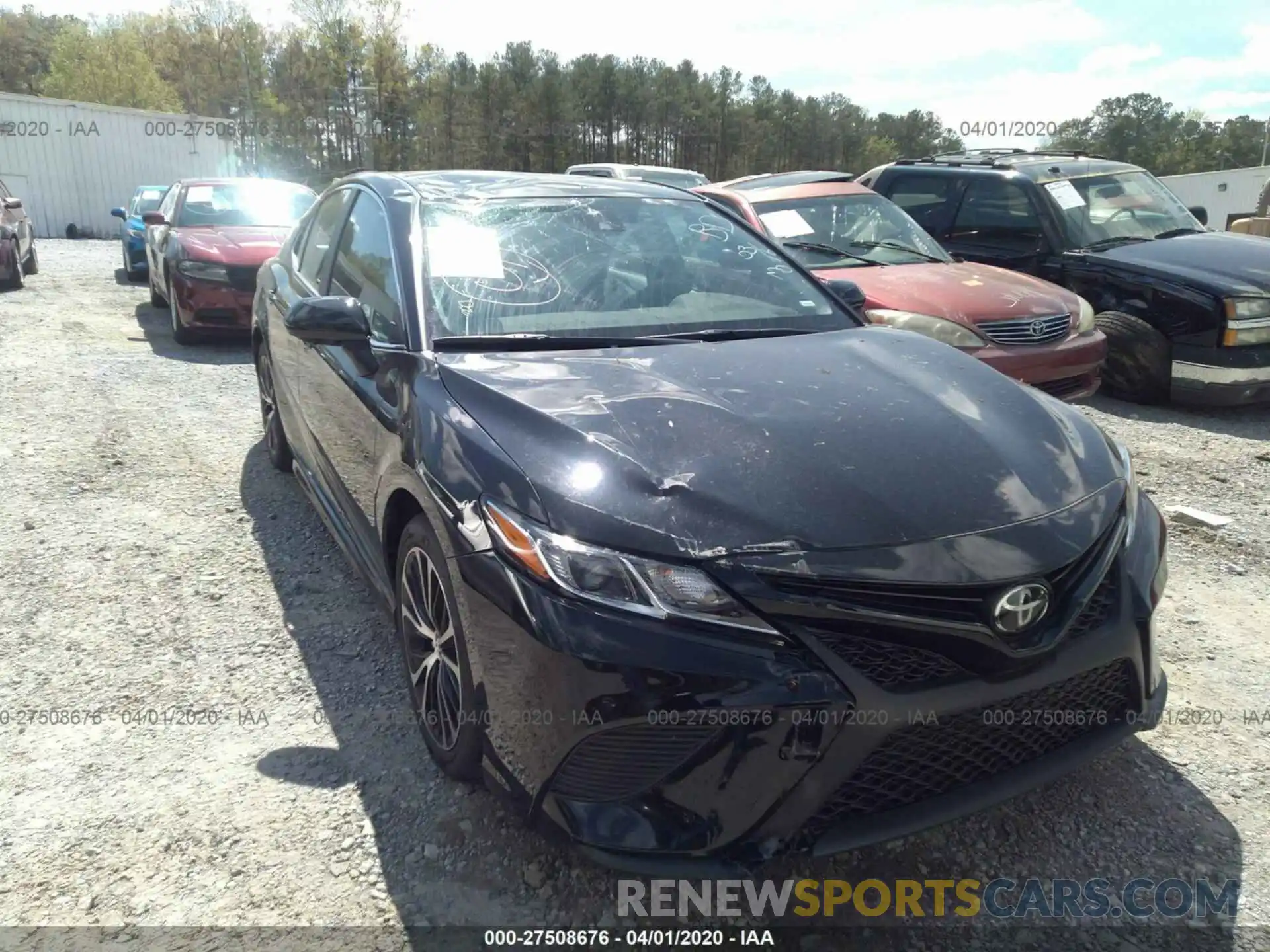 6 Photograph of a damaged car 4T1G11AK6LU940510 TOYOTA CAMRY 2020