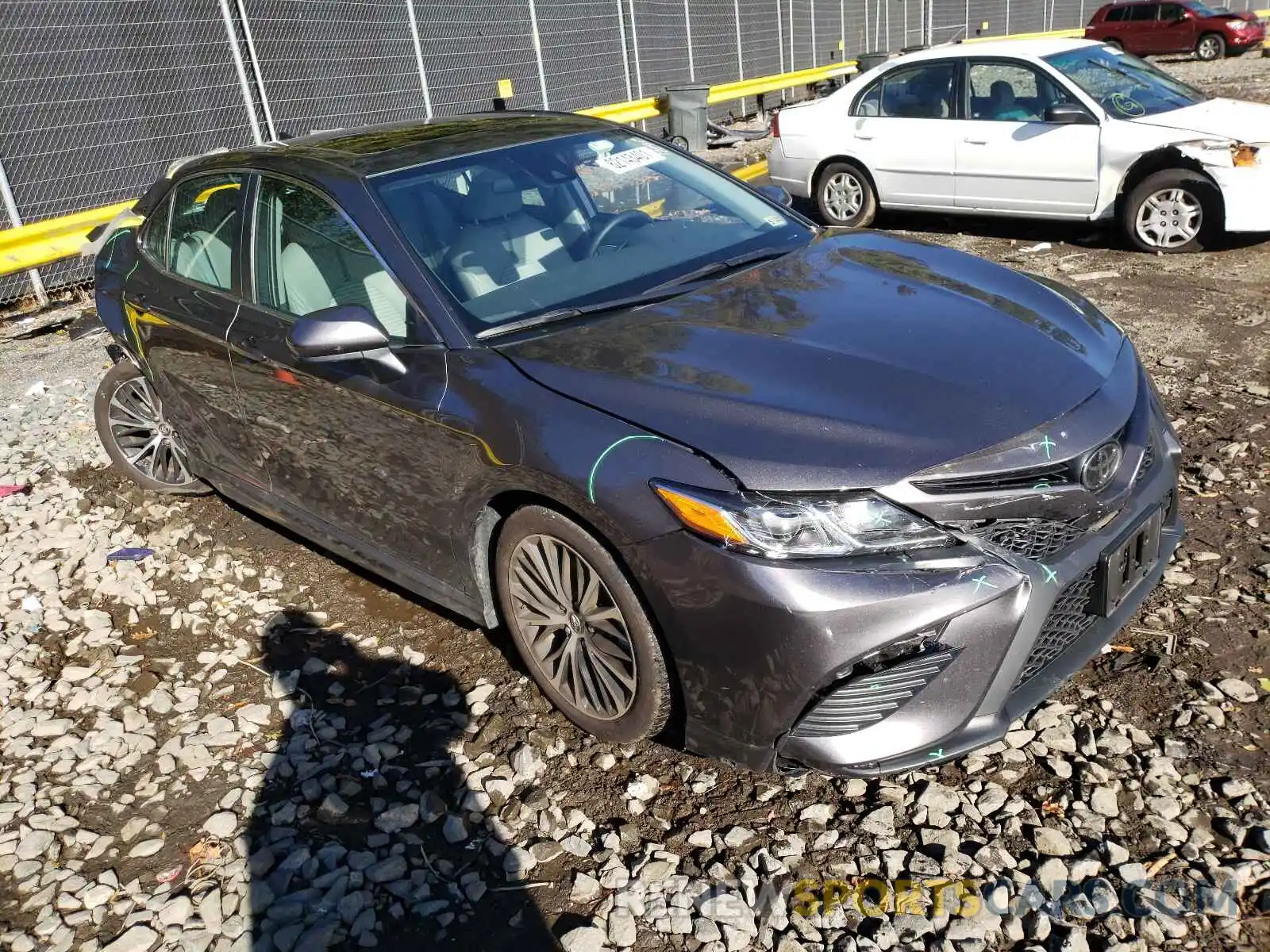 1 Photograph of a damaged car 4T1G11AK6LU940667 TOYOTA CAMRY 2020