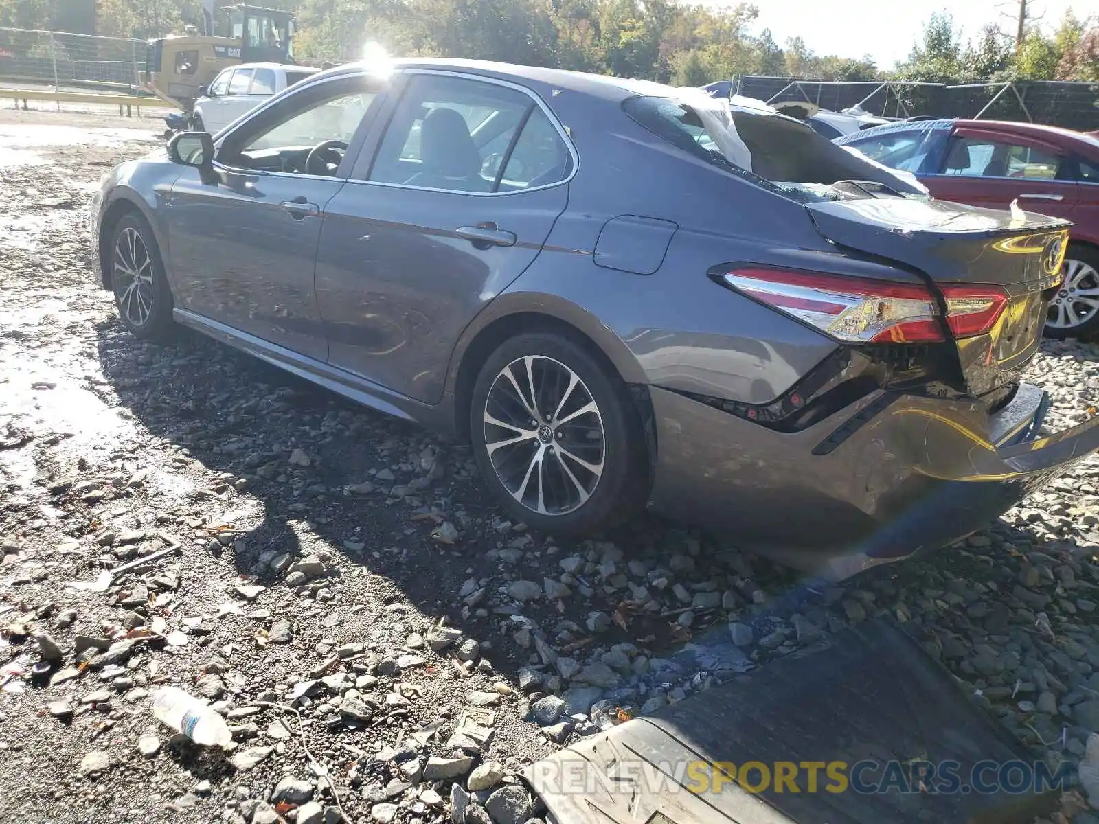 3 Photograph of a damaged car 4T1G11AK6LU940667 TOYOTA CAMRY 2020