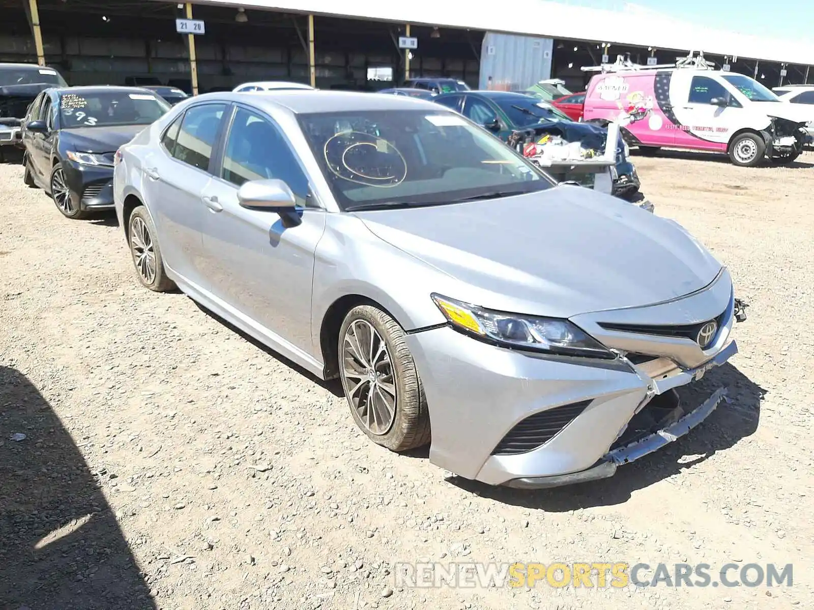 1 Photograph of a damaged car 4T1G11AK6LU940863 TOYOTA CAMRY 2020