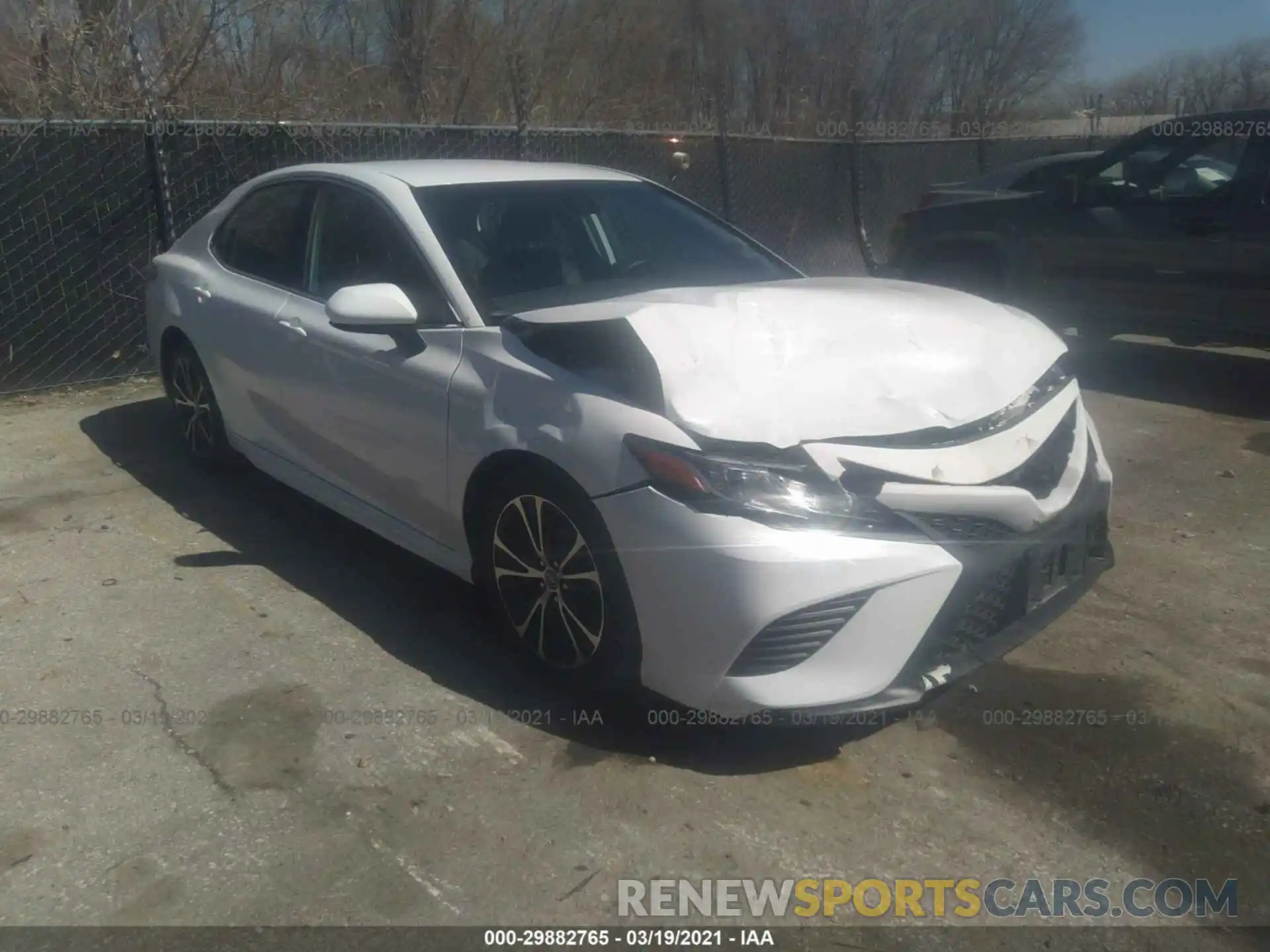 1 Photograph of a damaged car 4T1G11AK6LU942645 TOYOTA CAMRY 2020