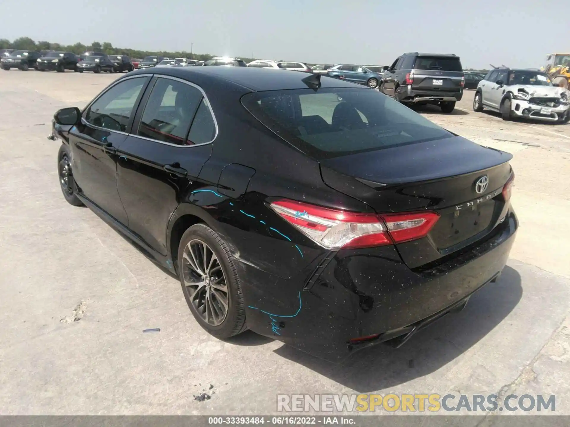 3 Photograph of a damaged car 4T1G11AK6LU942905 TOYOTA CAMRY 2020