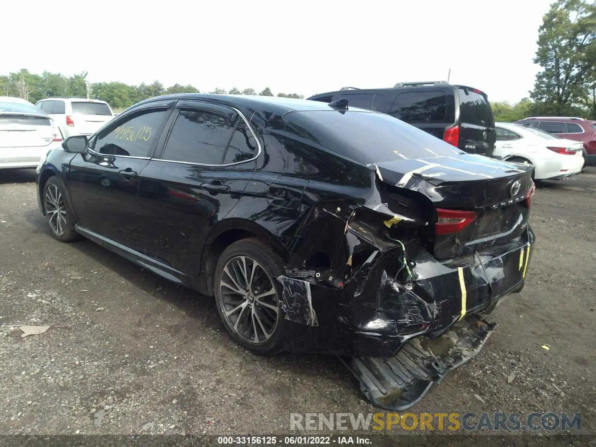 6 Photograph of a damaged car 4T1G11AK6LU944217 TOYOTA CAMRY 2020