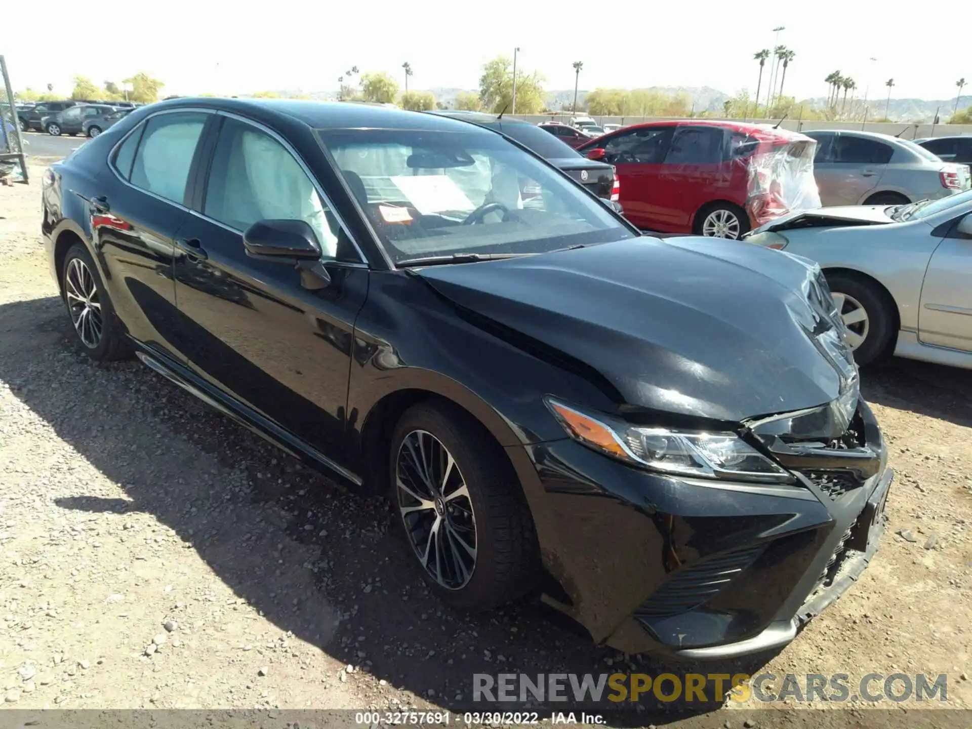 1 Photograph of a damaged car 4T1G11AK6LU944654 TOYOTA CAMRY 2020