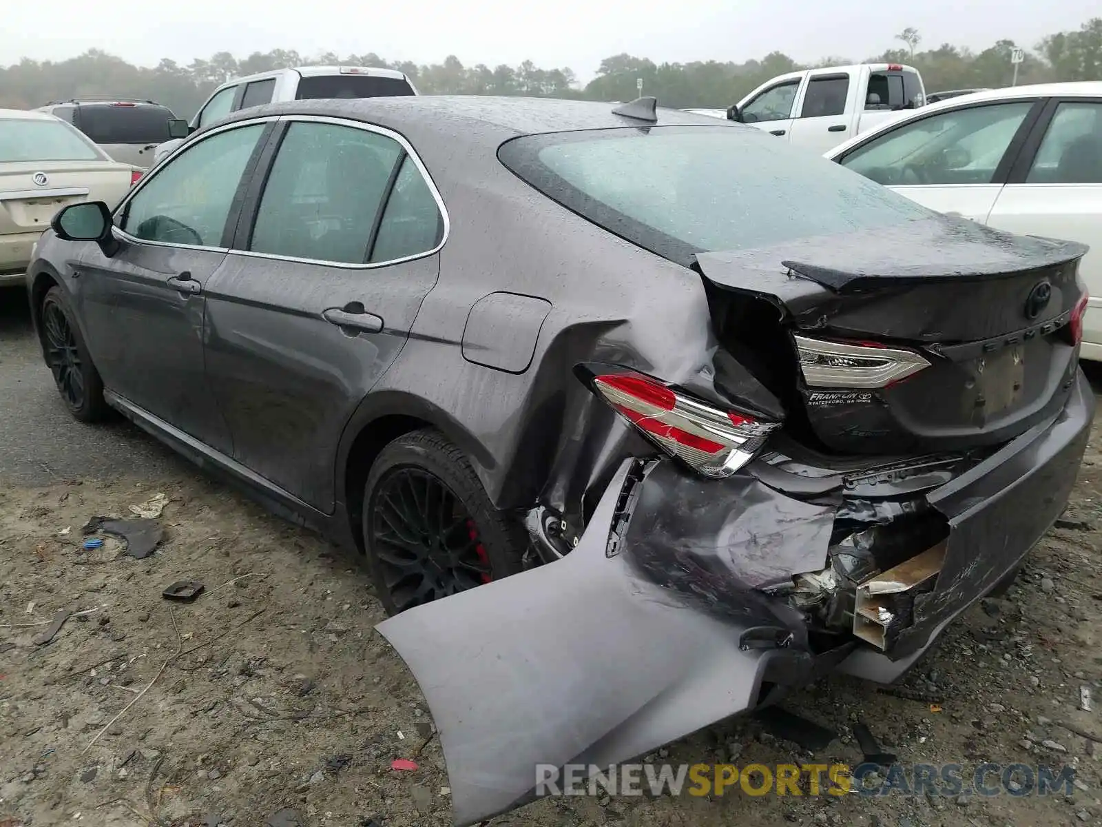 3 Photograph of a damaged car 4T1G11AK6LU947148 TOYOTA CAMRY 2020