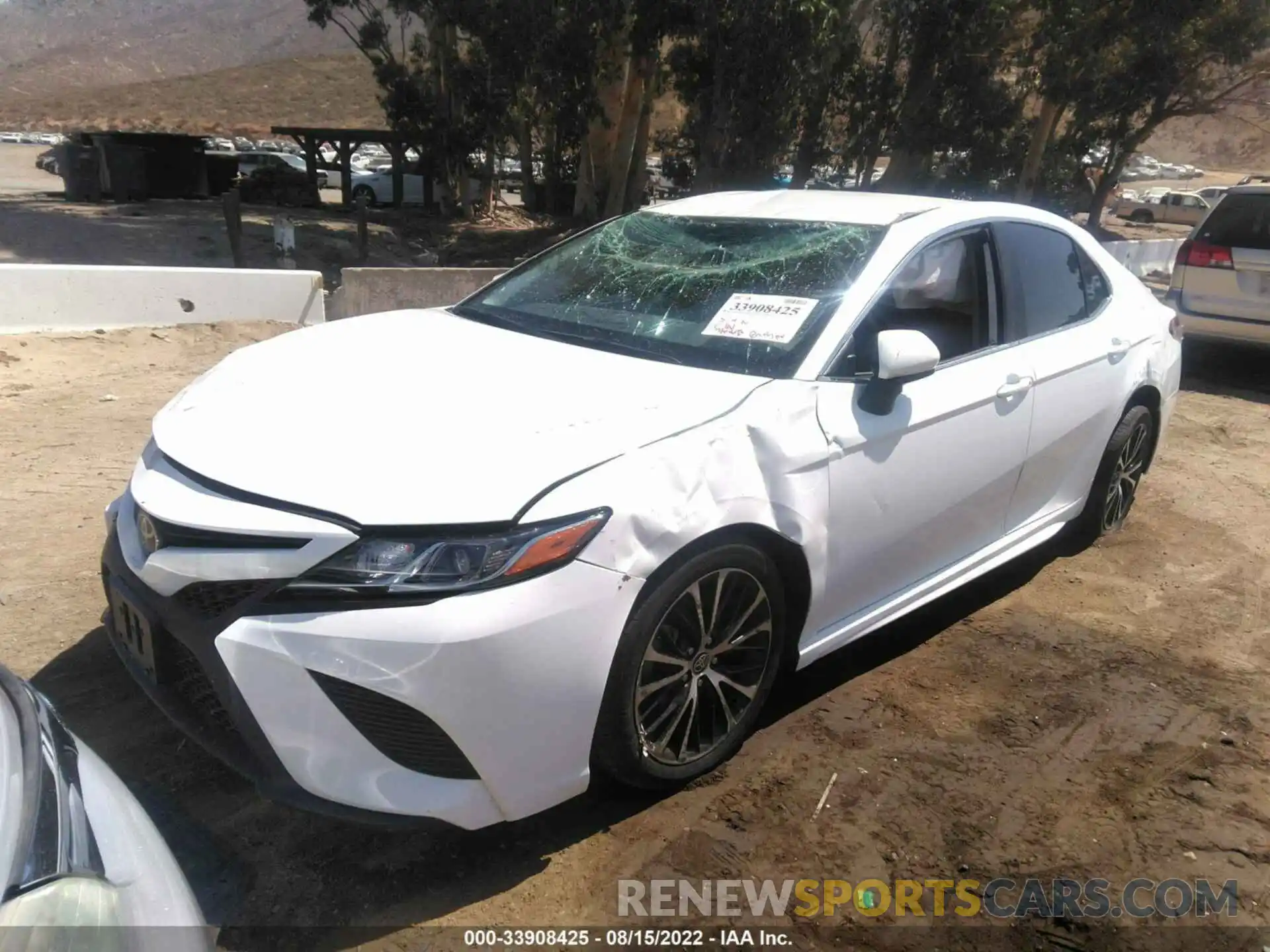 2 Photograph of a damaged car 4T1G11AK6LU949014 TOYOTA CAMRY 2020