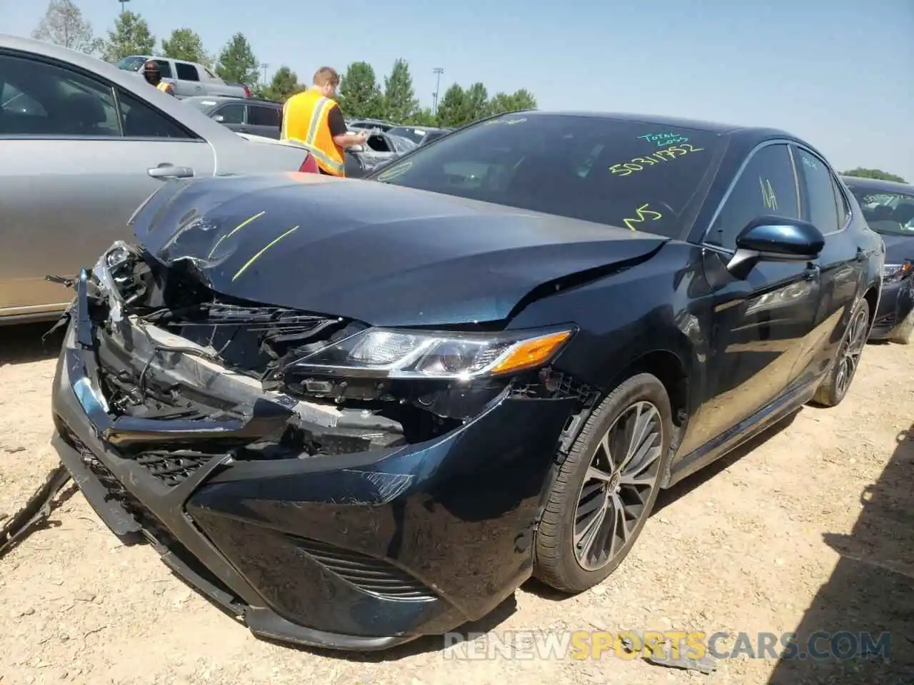 2 Photograph of a damaged car 4T1G11AK6LU956383 TOYOTA CAMRY 2020