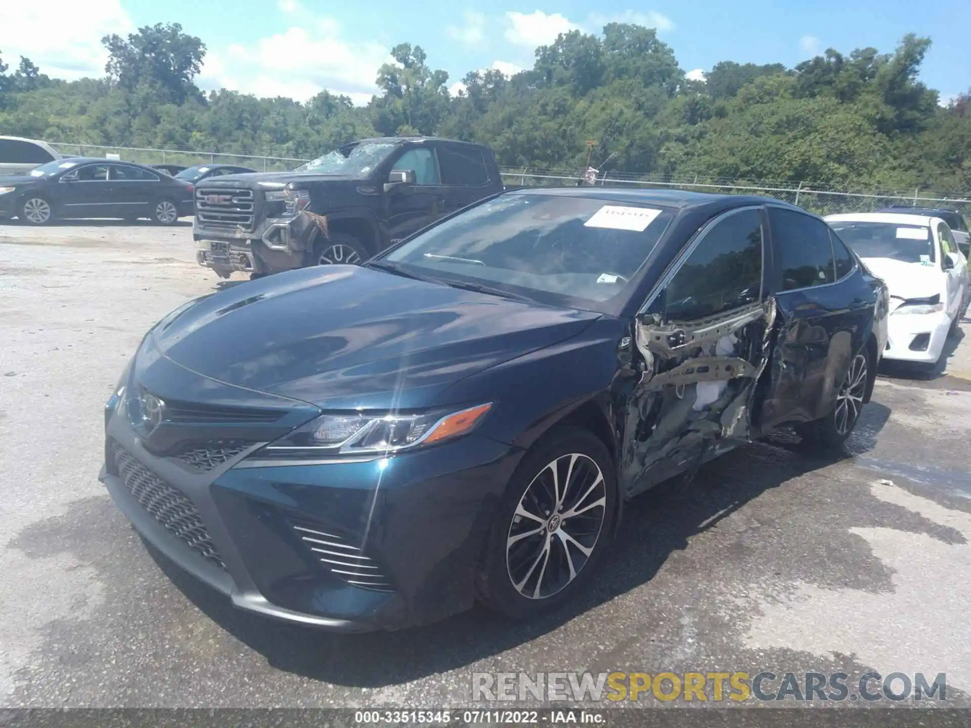 2 Photograph of a damaged car 4T1G11AK6LU958859 TOYOTA CAMRY 2020