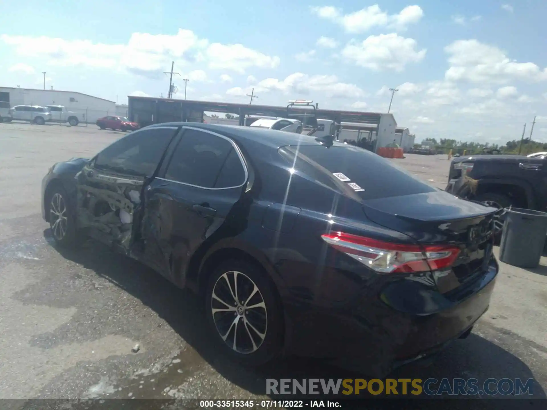 3 Photograph of a damaged car 4T1G11AK6LU958859 TOYOTA CAMRY 2020