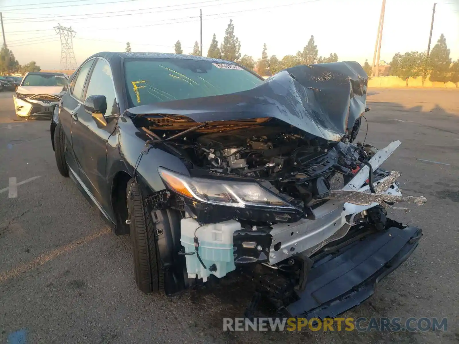 1 Photograph of a damaged car 4T1G11AK6LU965908 TOYOTA CAMRY 2020