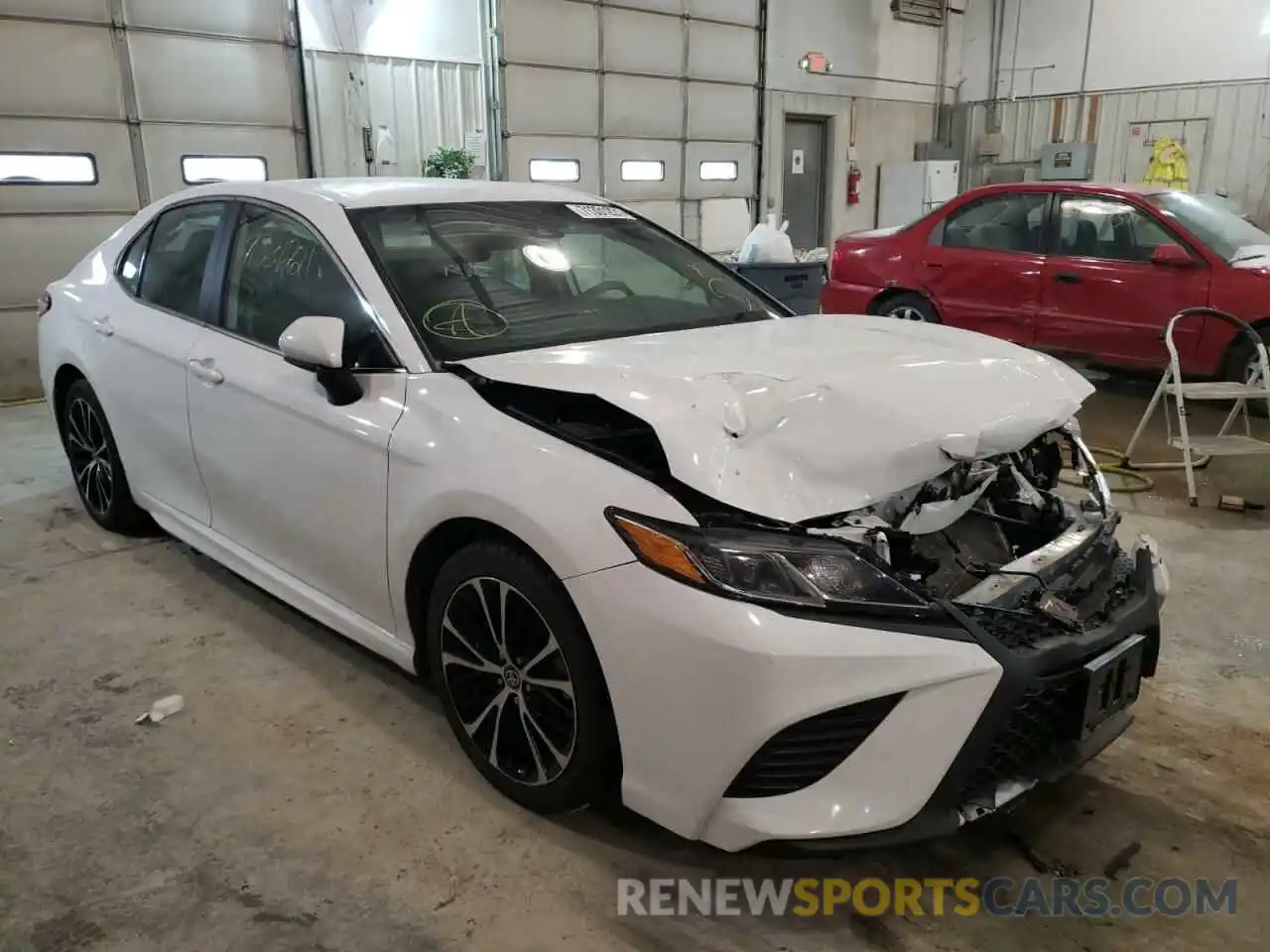 1 Photograph of a damaged car 4T1G11AK6LU974821 TOYOTA CAMRY 2020