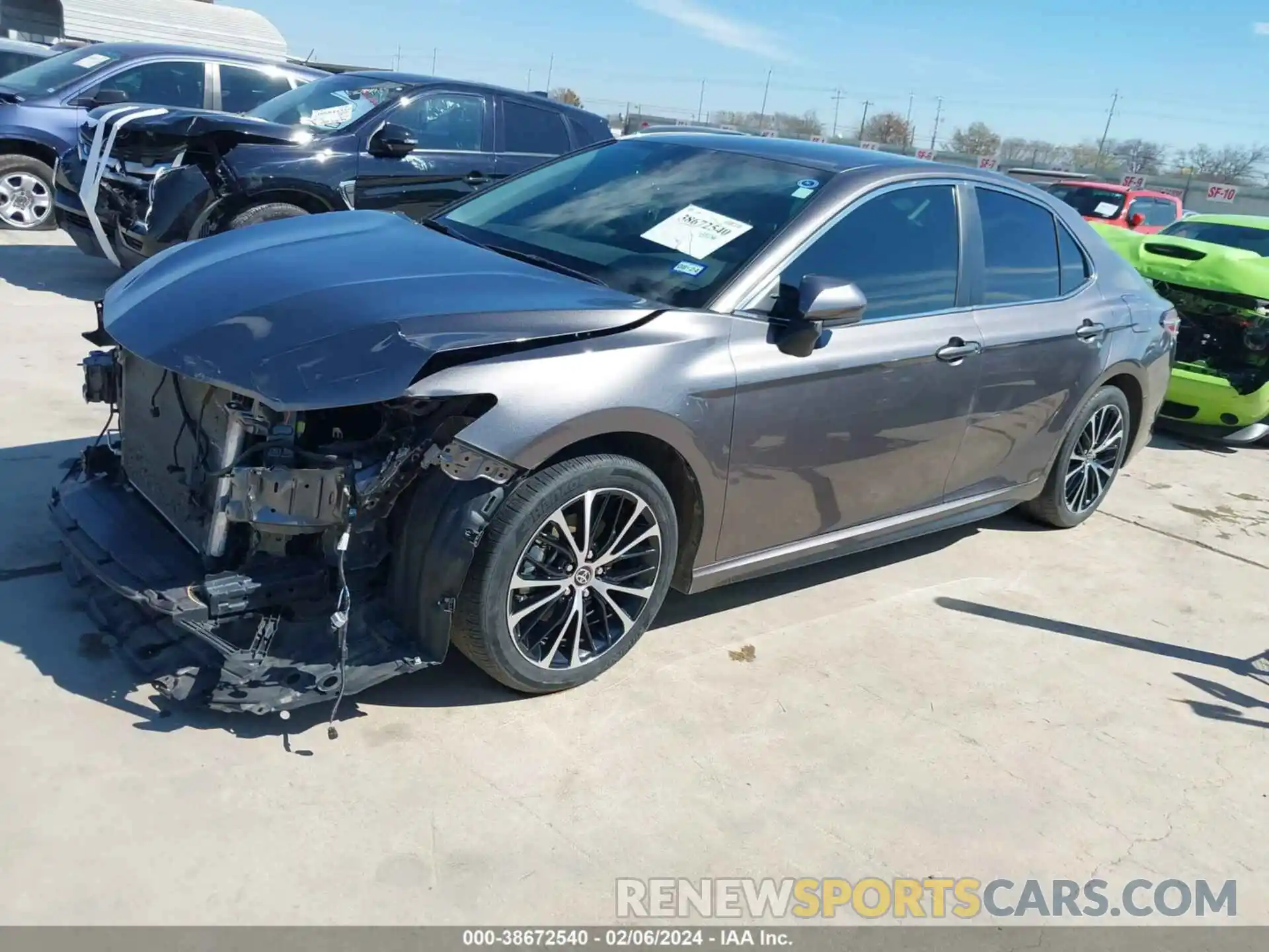 2 Photograph of a damaged car 4T1G11AK6LU980280 TOYOTA CAMRY 2020