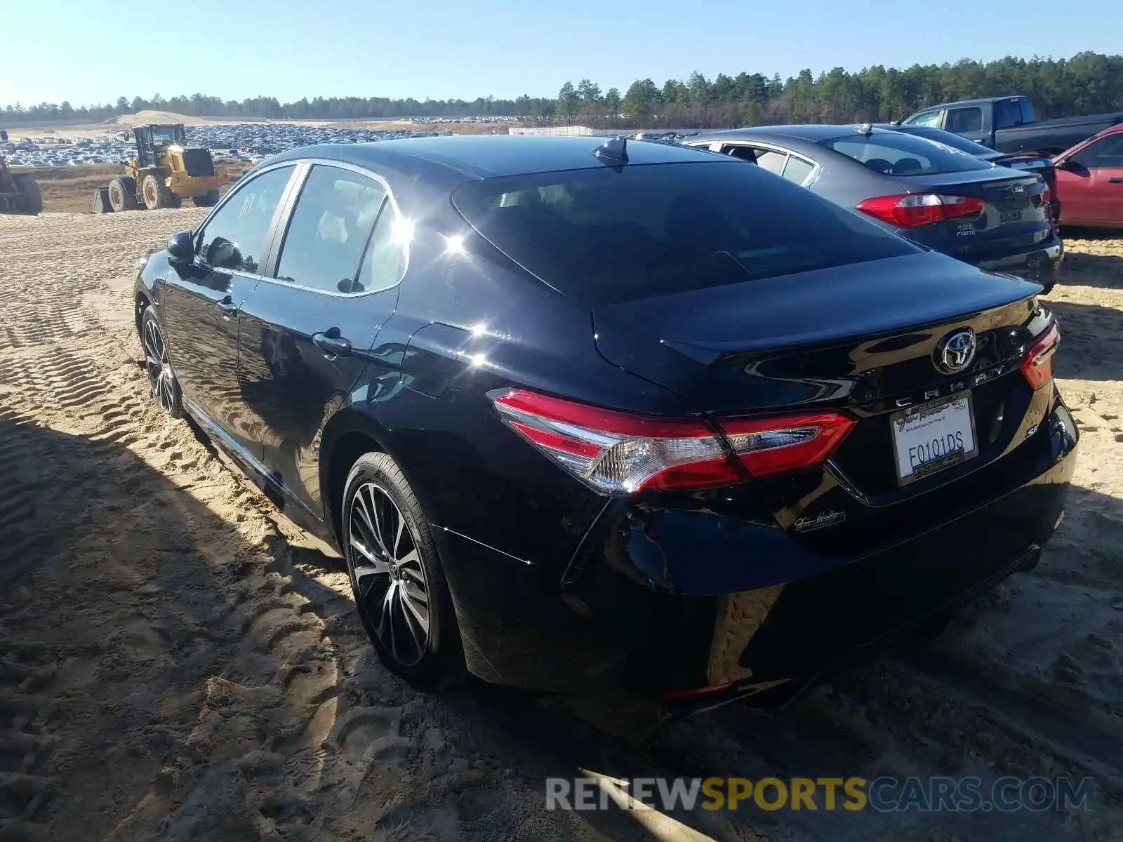 3 Photograph of a damaged car 4T1G11AK6LU980571 TOYOTA CAMRY 2020