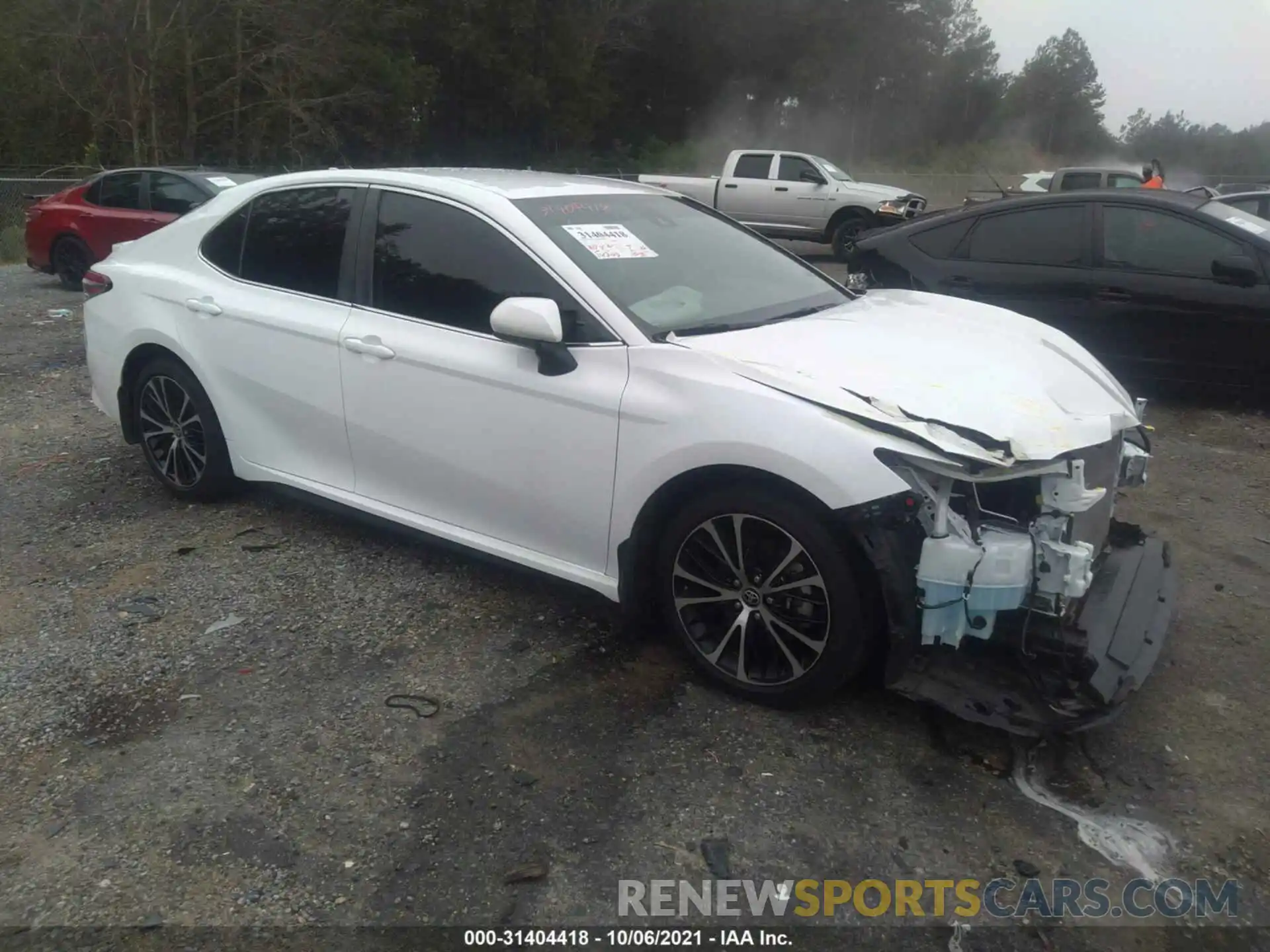 1 Photograph of a damaged car 4T1G11AK6LU986208 TOYOTA CAMRY 2020