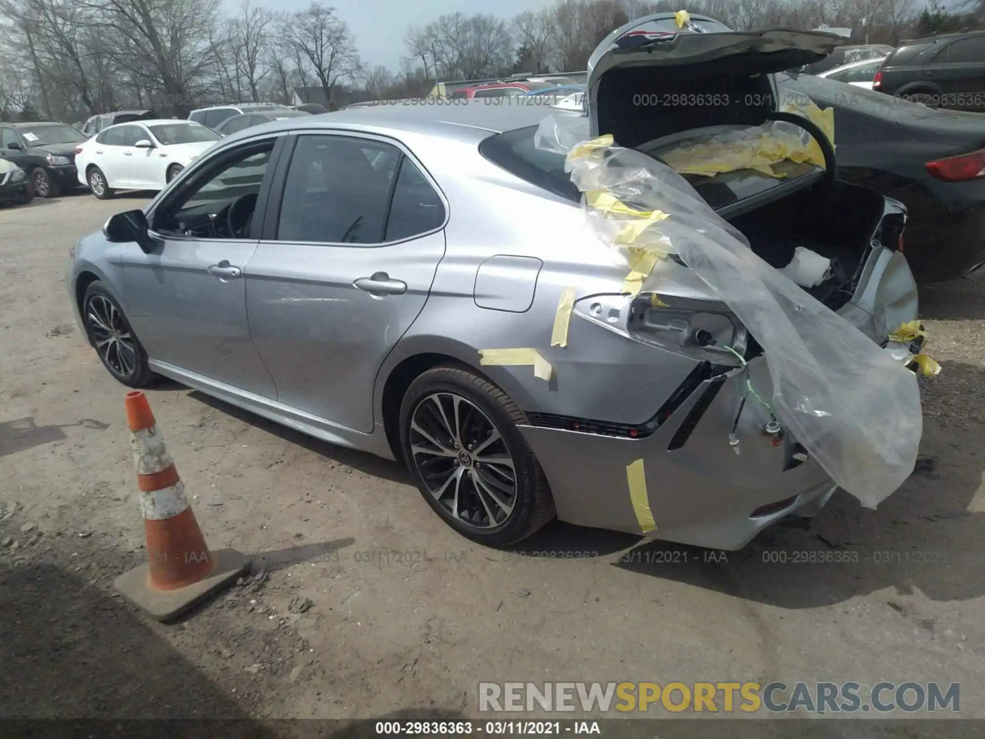 3 Photograph of a damaged car 4T1G11AK7L4507729 TOYOTA CAMRY 2020