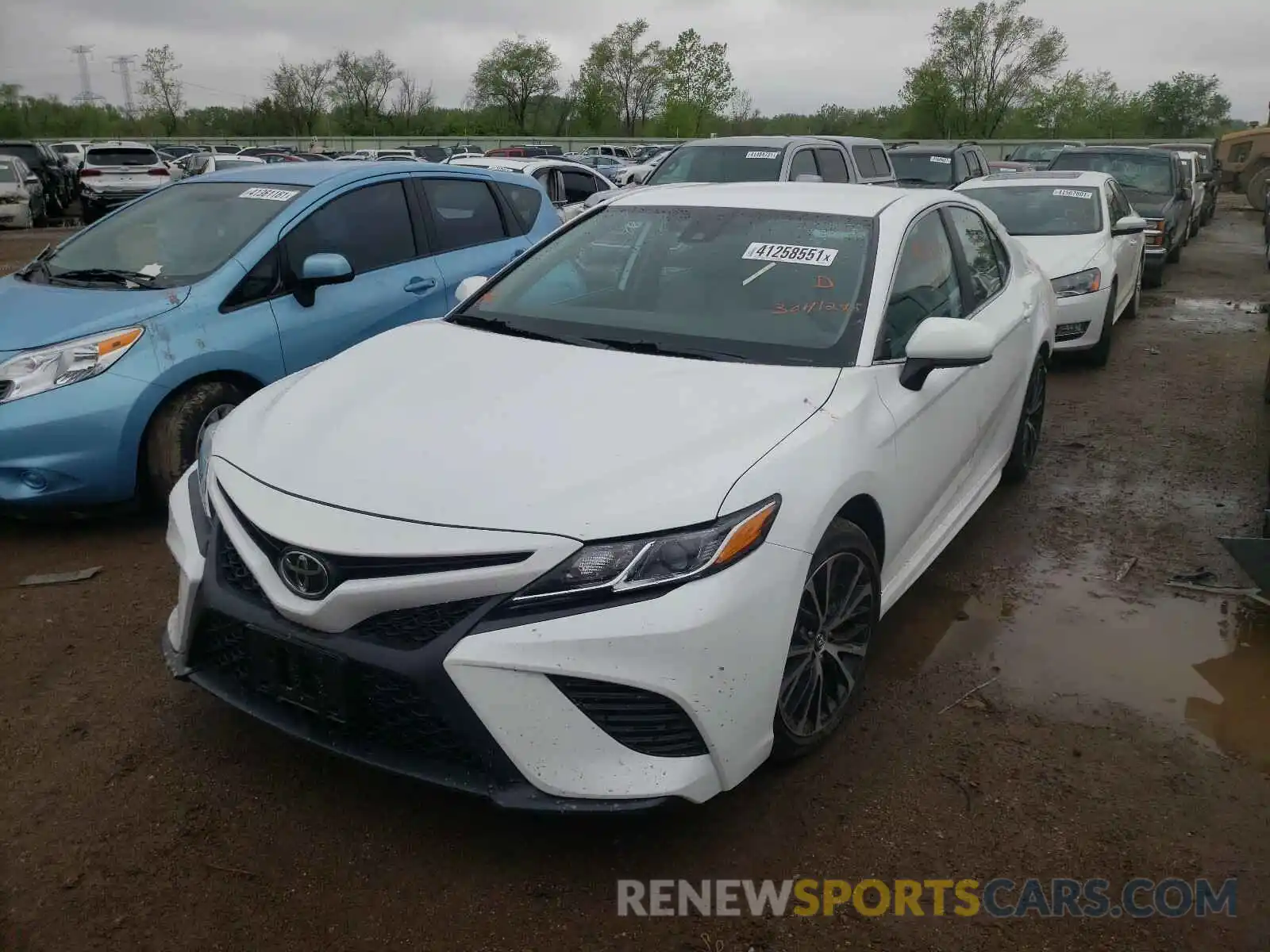 2 Photograph of a damaged car 4T1G11AK7LU304128 TOYOTA CAMRY 2020