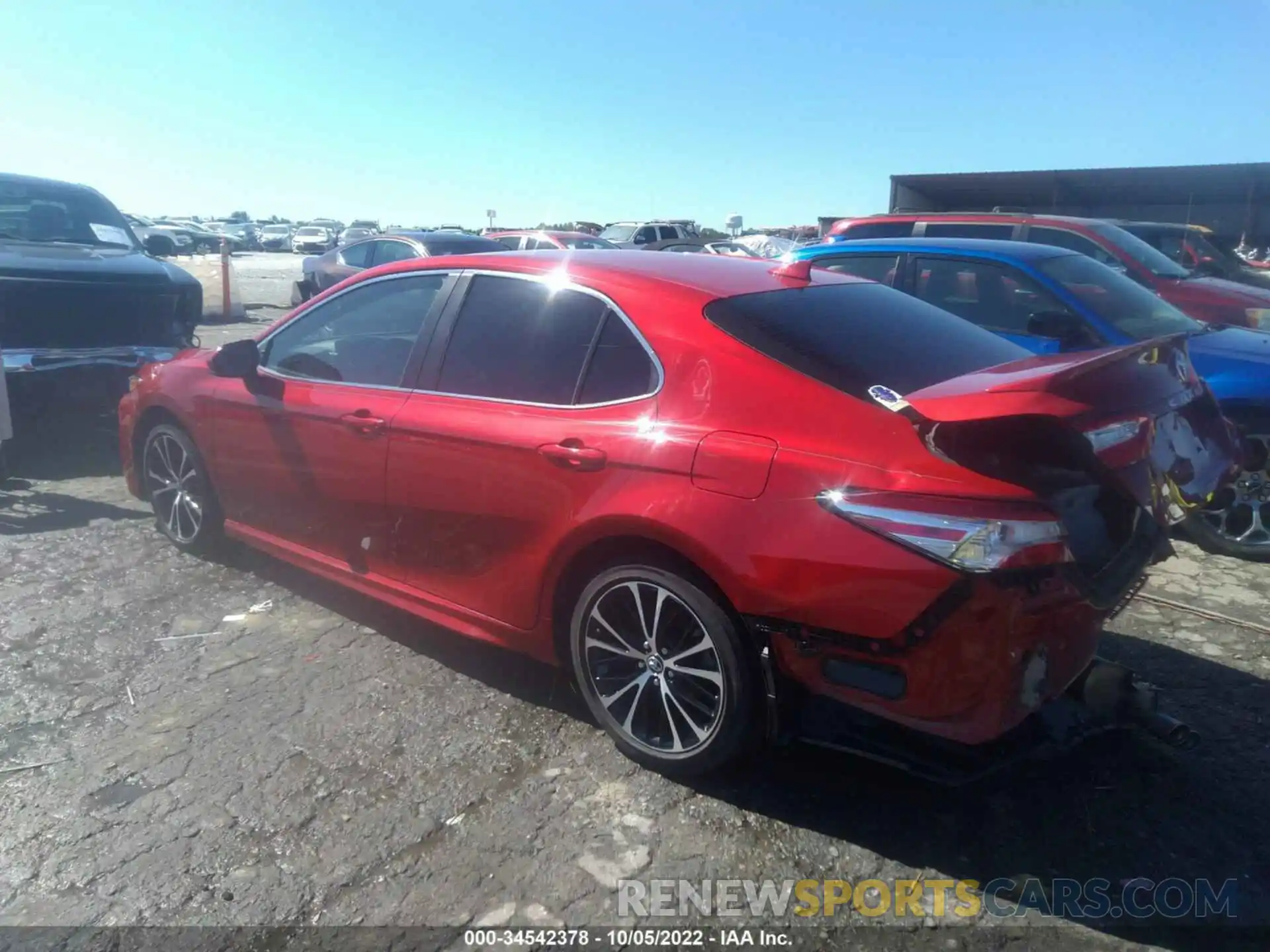 3 Photograph of a damaged car 4T1G11AK7LU305621 TOYOTA CAMRY 2020