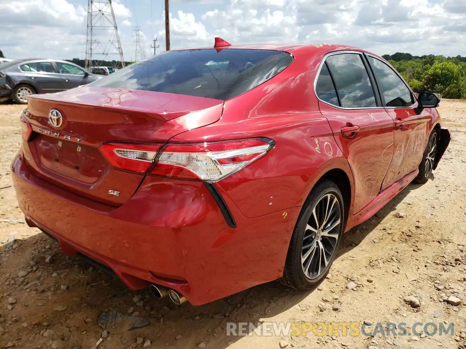 4 Photograph of a damaged car 4T1G11AK7LU305893 TOYOTA CAMRY 2020