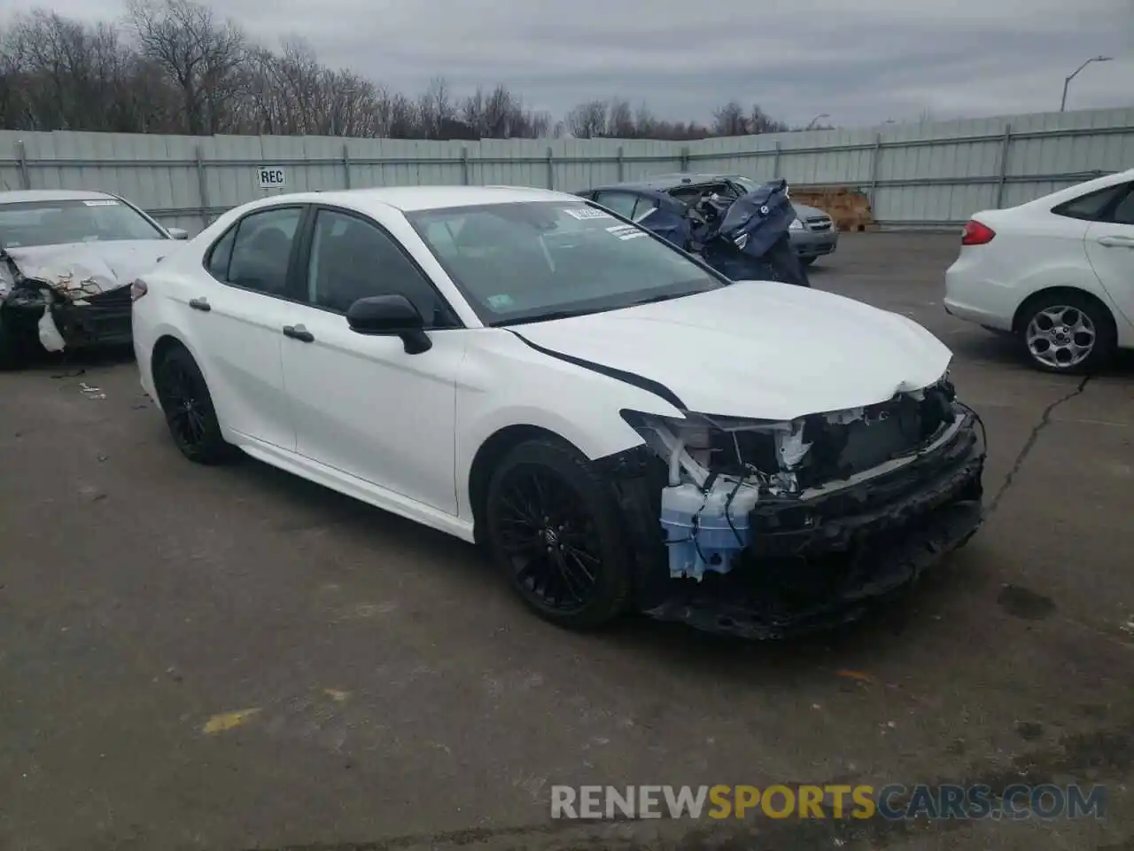 1 Photograph of a damaged car 4T1G11AK7LU308700 TOYOTA CAMRY 2020